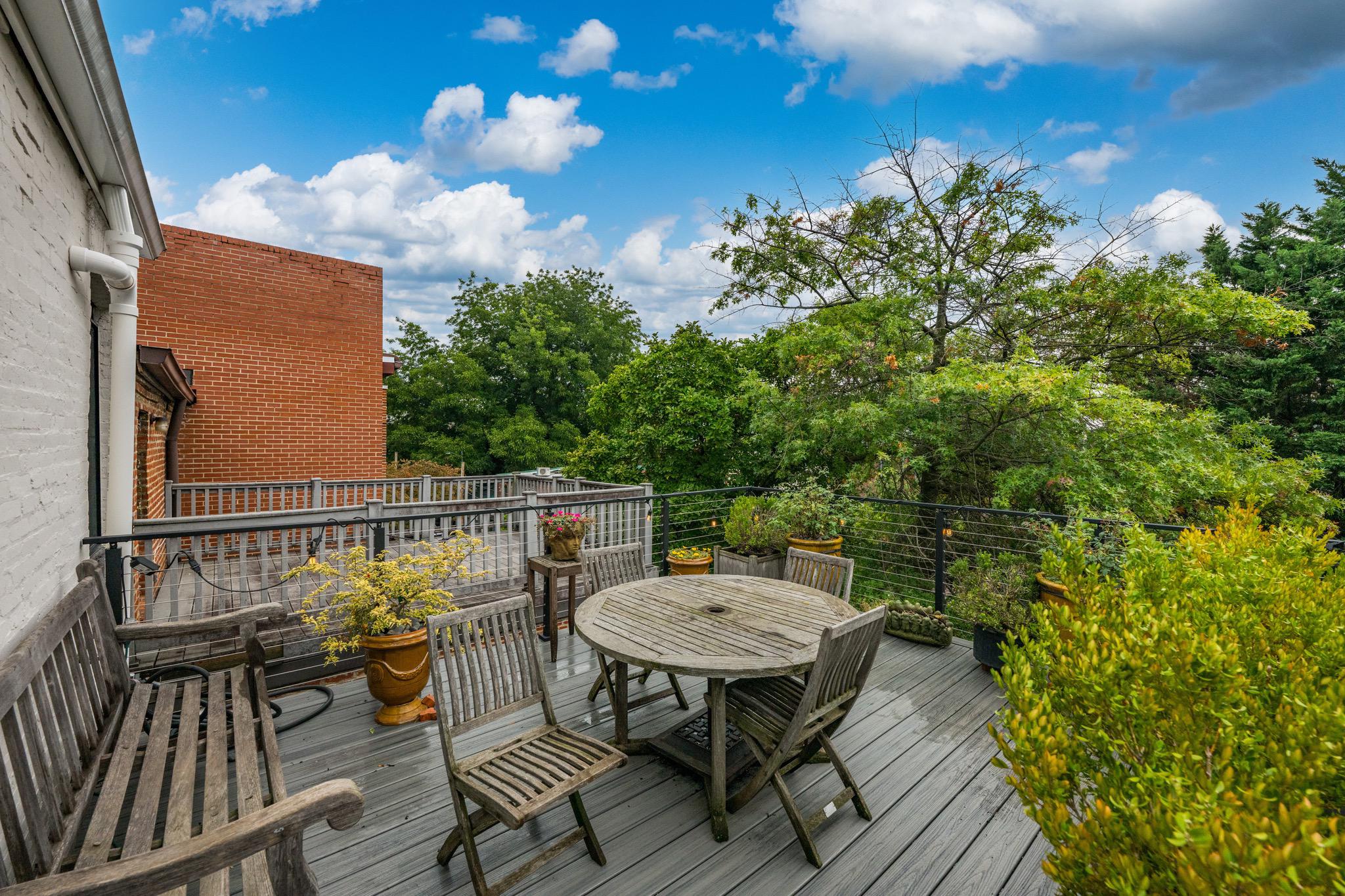  1524 Swann Street NW, Washington, DC, 20009 - 物件實景