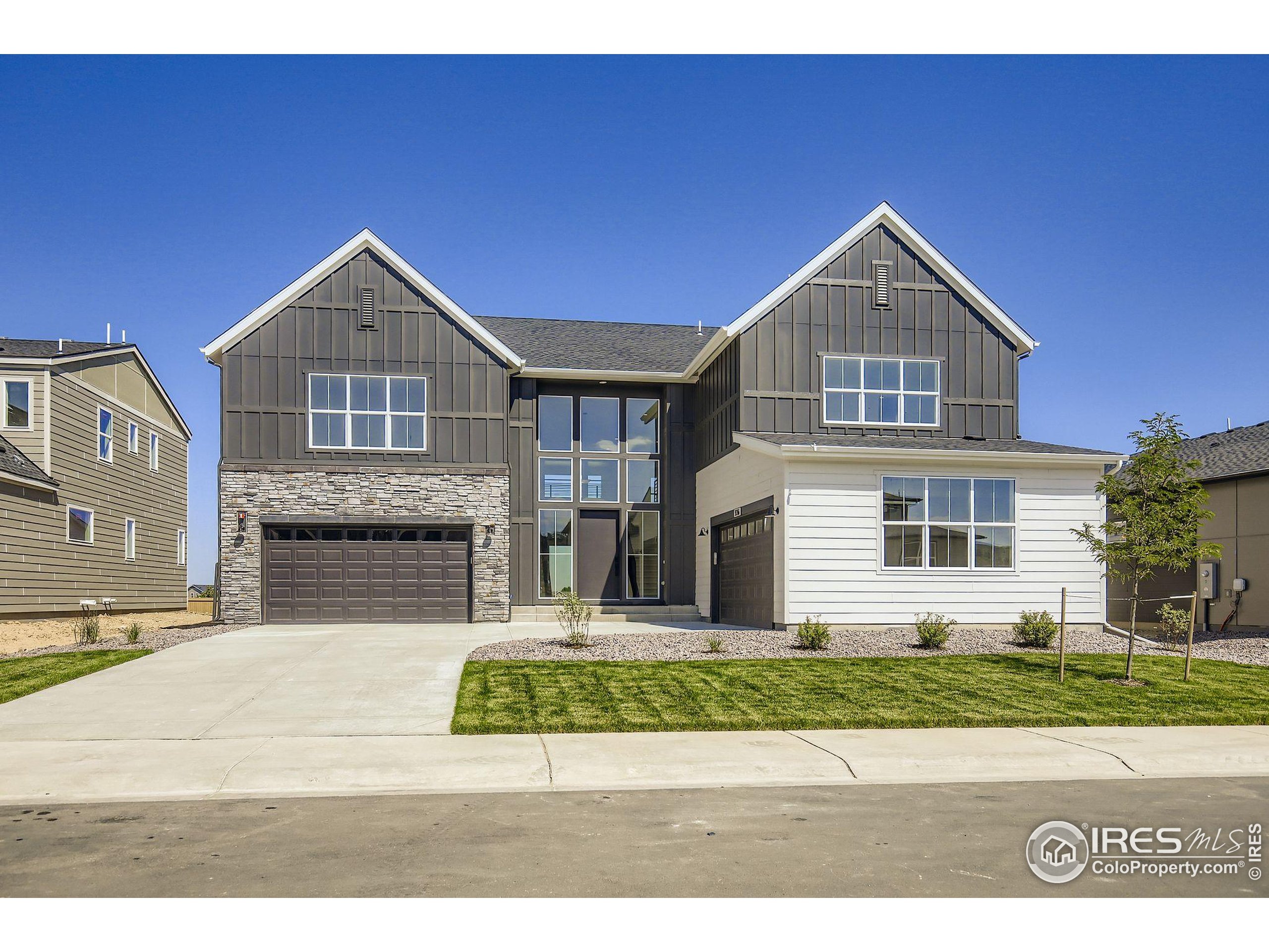 Loveland, Colorado, 80538, United States, 5 Bedrooms Bedrooms, ,6 BathroomsBathrooms,Residential,For Sale,1913101