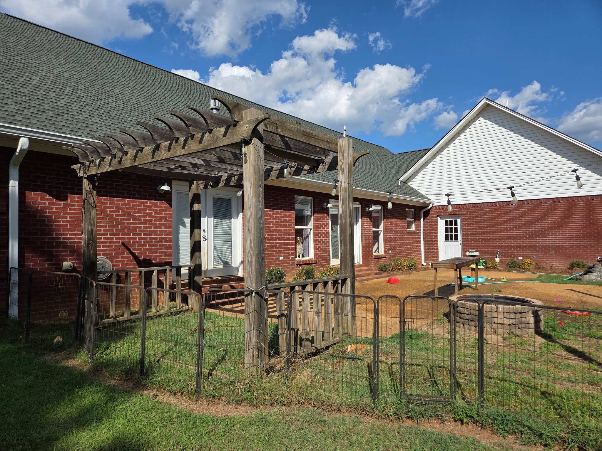 Algoma, Mississippi, 38863, United States, 4 Bedrooms Bedrooms, ,2 BathroomsBathrooms,Residential,For Sale,1928744