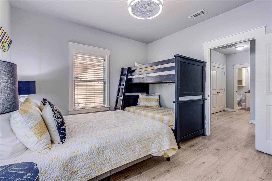 Rockport, Texas, 78382, United States, 3 Bedrooms Bedrooms, ,3 BathroomsBathrooms,Residential,For Sale,1711984