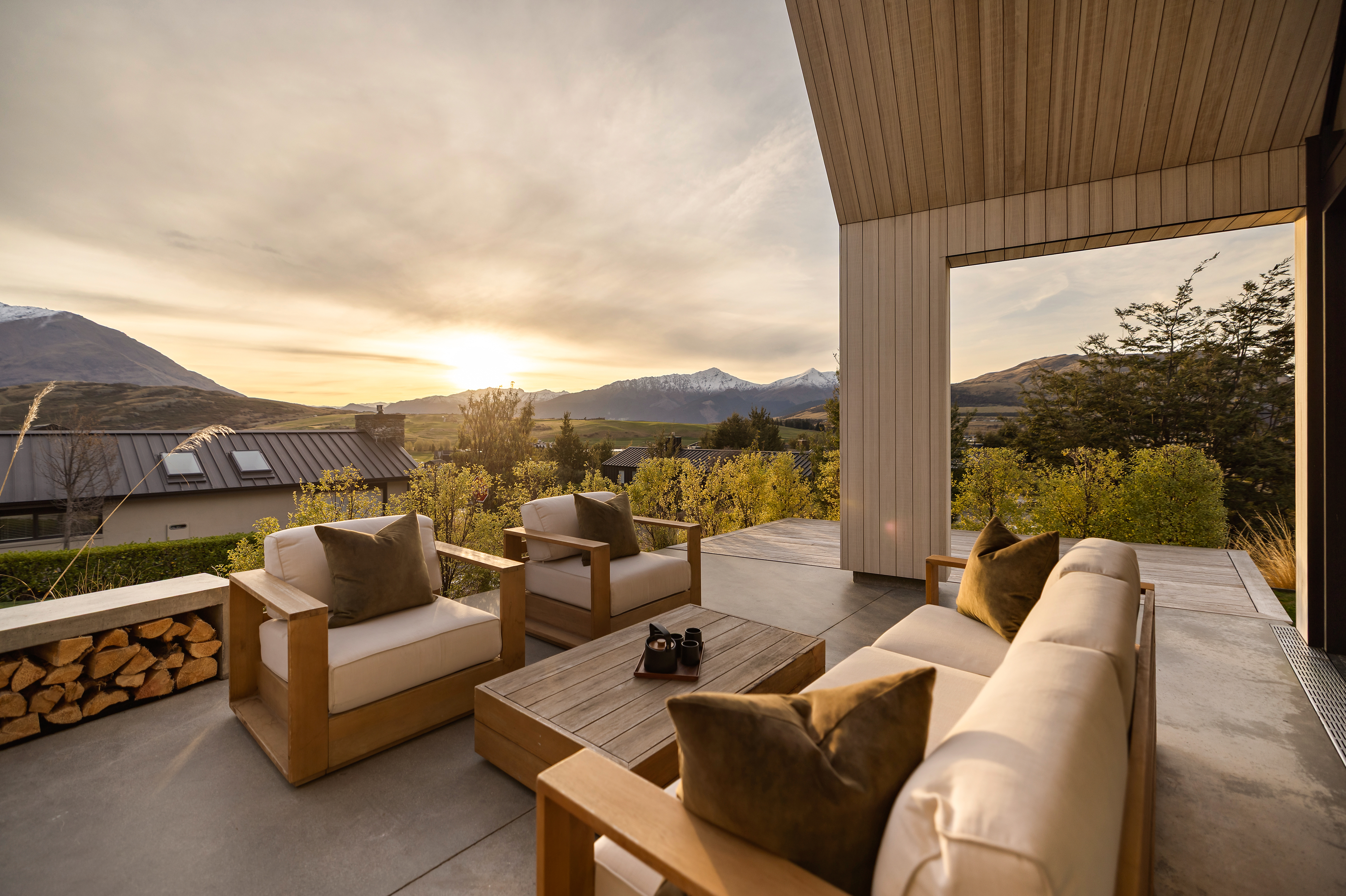  Architecturally Designed Mountain Home - 物件實景