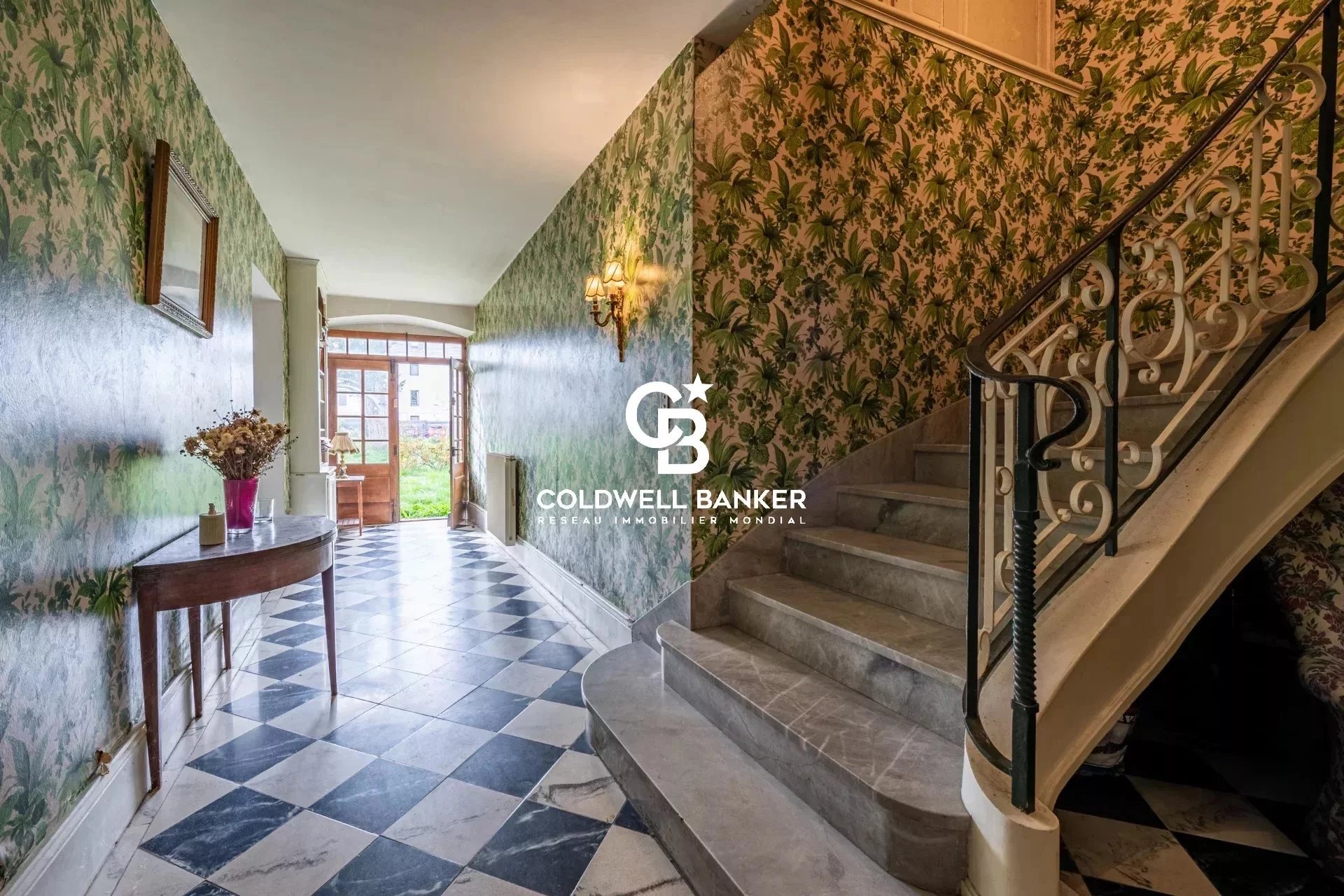 Douvaine, Auvergne-Rhône-Alpes, 74140, FR, ,4 BathroomsBathrooms,Residential,For Sale,1994412