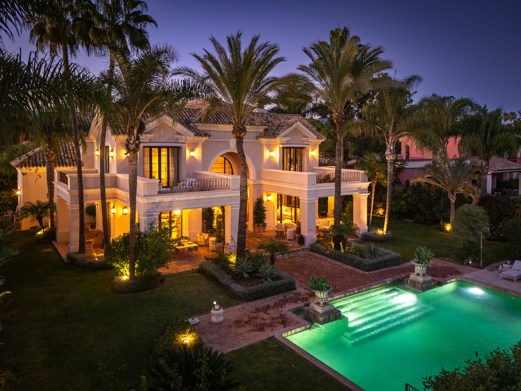  Majestic Villa in the Iconic Beachside Community Guadalmina Baja - 物件實景