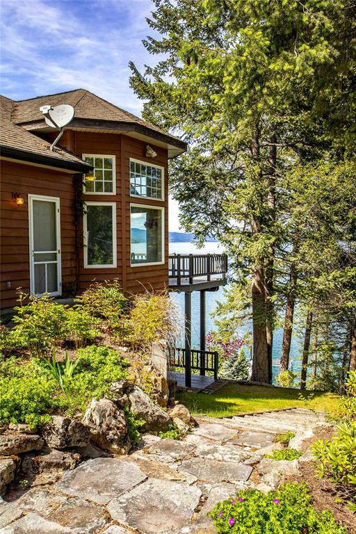 Polson, Montana, 59860, United States, 4 Bedrooms Bedrooms, ,4 BathroomsBathrooms,Residential,For Sale,1984394