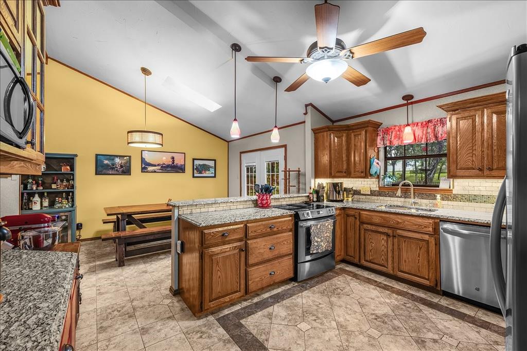 Willow Park, Texas, 76087, United States, 4 Bedrooms Bedrooms, ,3 BathroomsBathrooms,Residential,For Sale,2039838