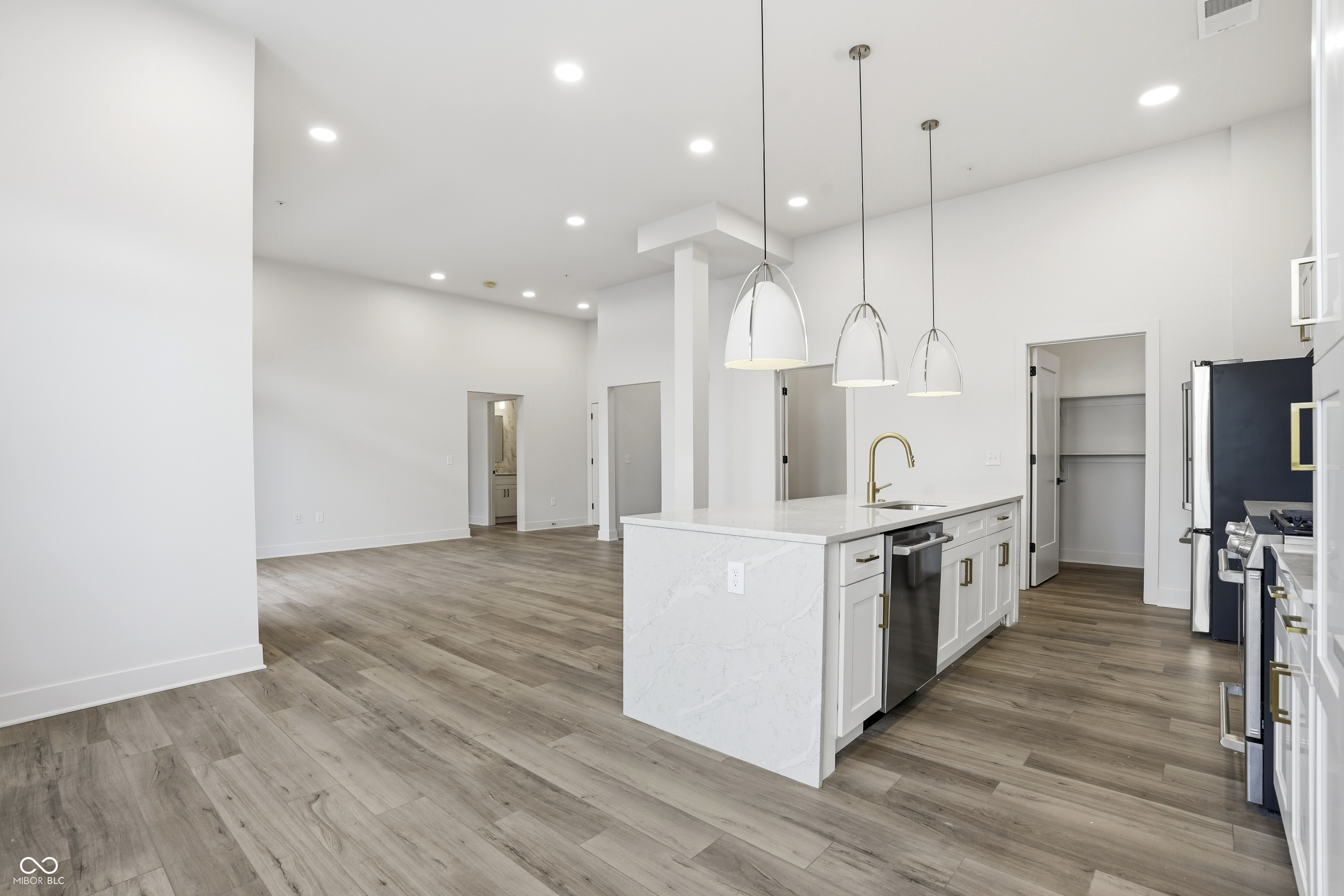 Carmel, Indiana, 46032, United States, 3 Bedrooms Bedrooms, ,3 BathroomsBathrooms,Residential,For Sale,2023630
