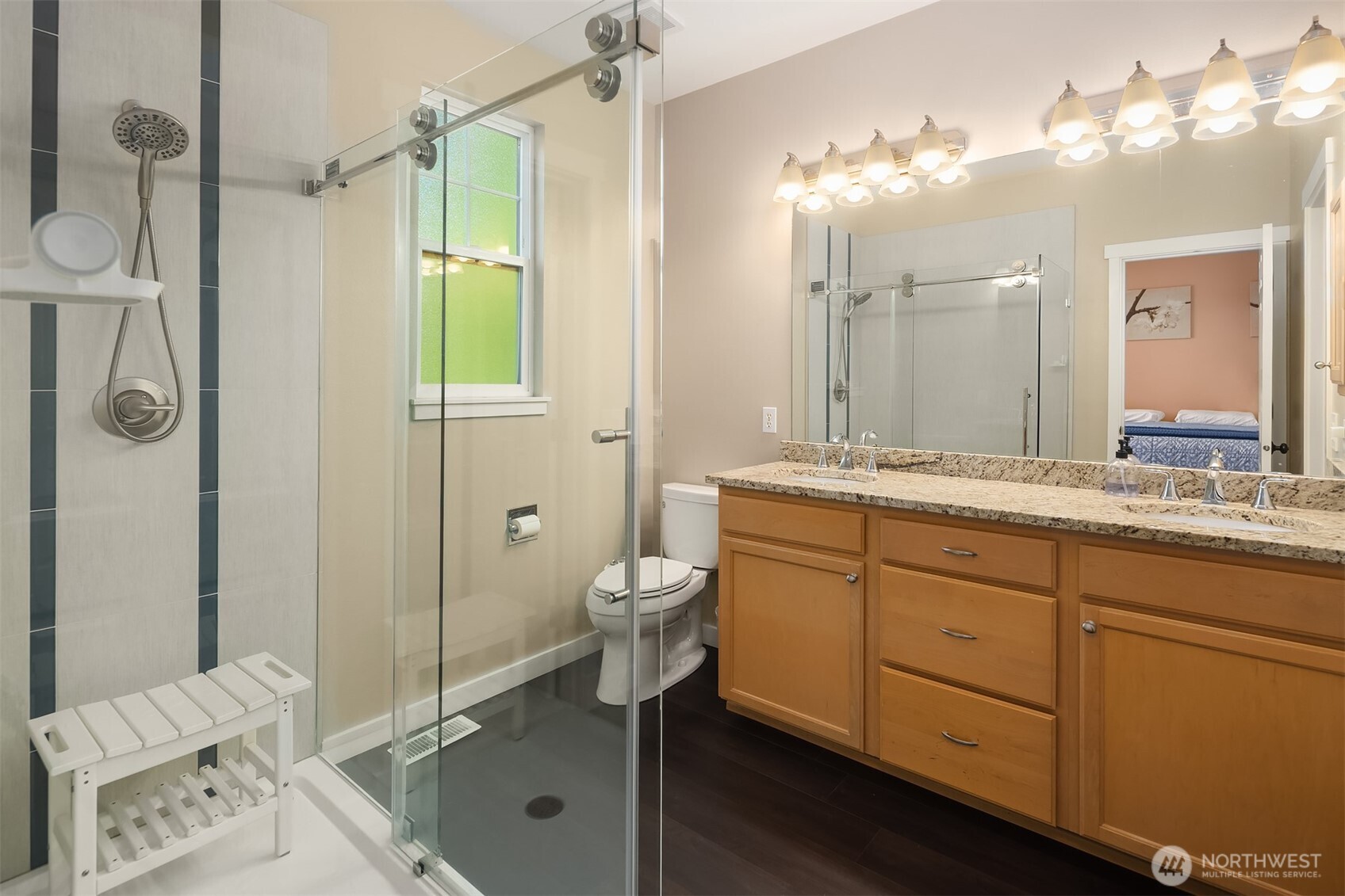 Woodinville, Washington, 98072, United States, 3 Bedrooms Bedrooms, ,3 BathroomsBathrooms,Residential,For Sale,1948007