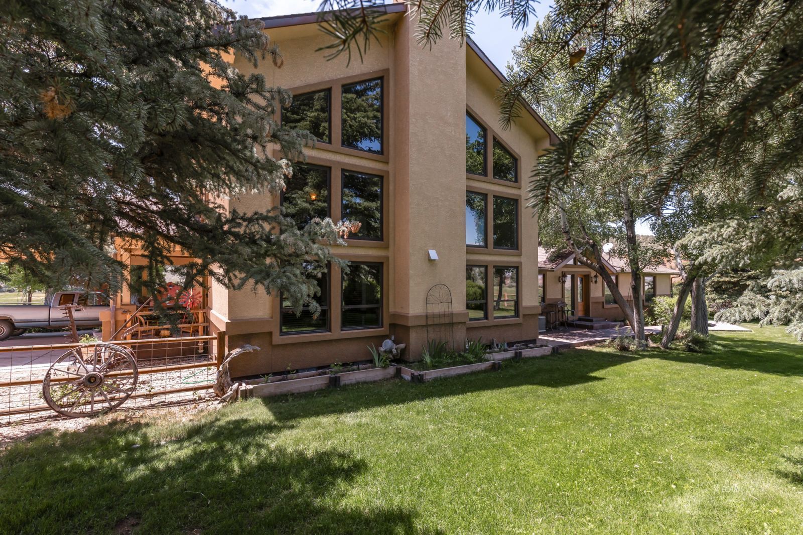 Spring Creek, Nevada, 89815, United States, 5 Bedrooms Bedrooms, ,3 BathroomsBathrooms,Residential,For Sale,1877434