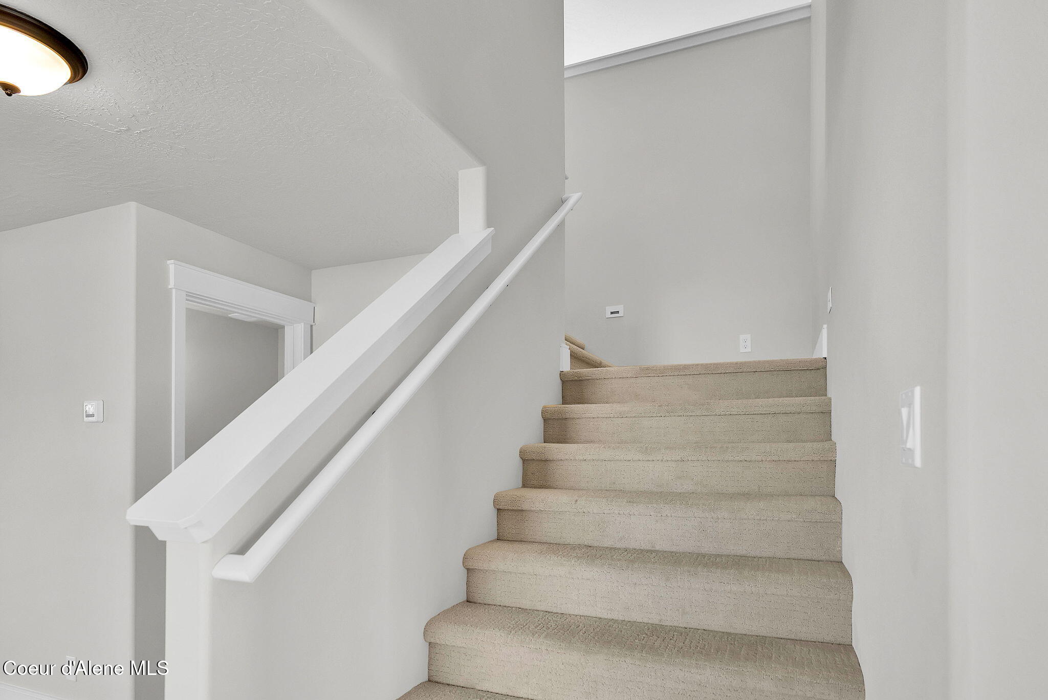 Rathdrum, Idaho, 83858, United States, 4 Bedrooms Bedrooms, ,2 BathroomsBathrooms,Residential,For Sale,1998808