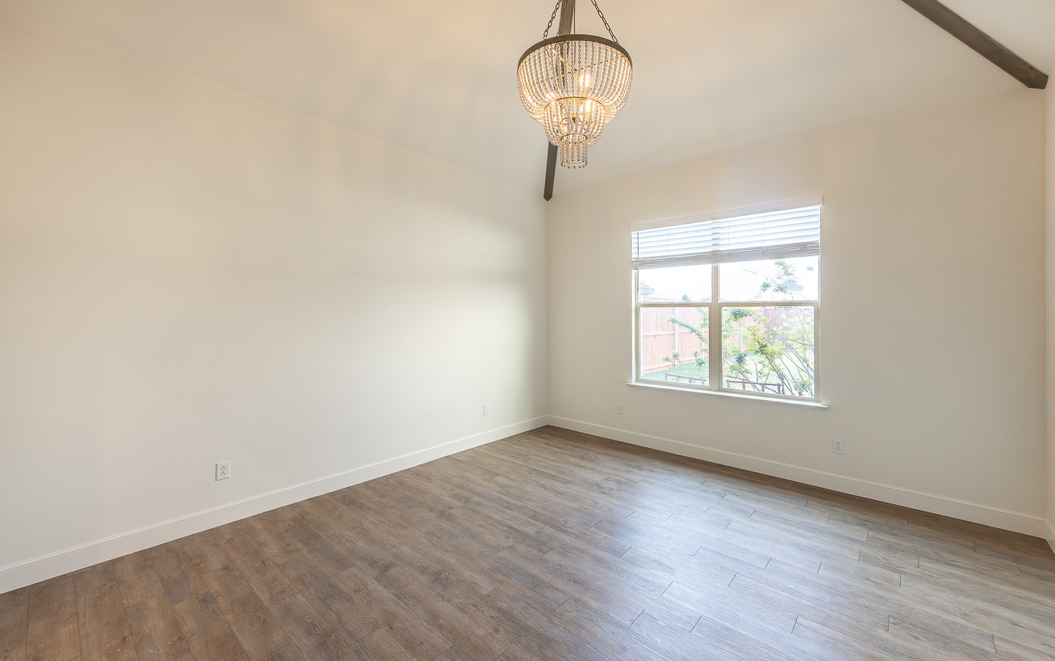 Lubbock, Texas, 79424, United States, 4 Bedrooms Bedrooms, ,4 BathroomsBathrooms,Residential,For Sale,1761130