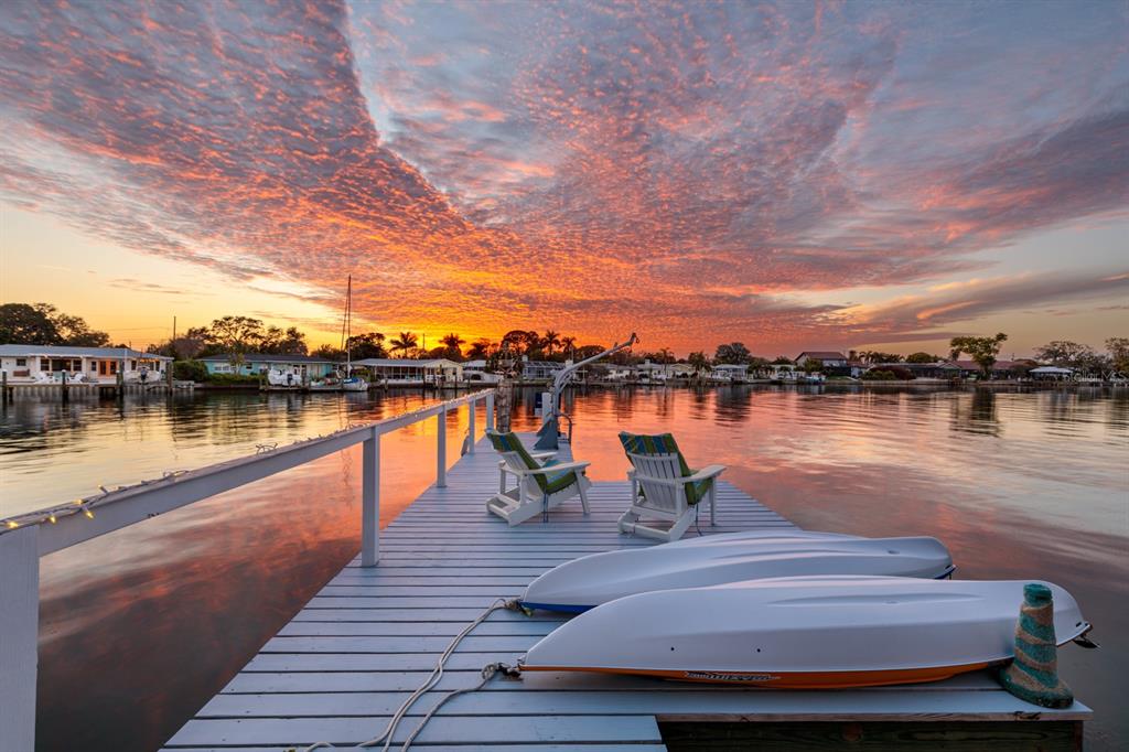 St Petersburg, Florida, 33705, United States, 3 Bedrooms Bedrooms, ,4 BathroomsBathrooms,Residential,For Sale,1793107