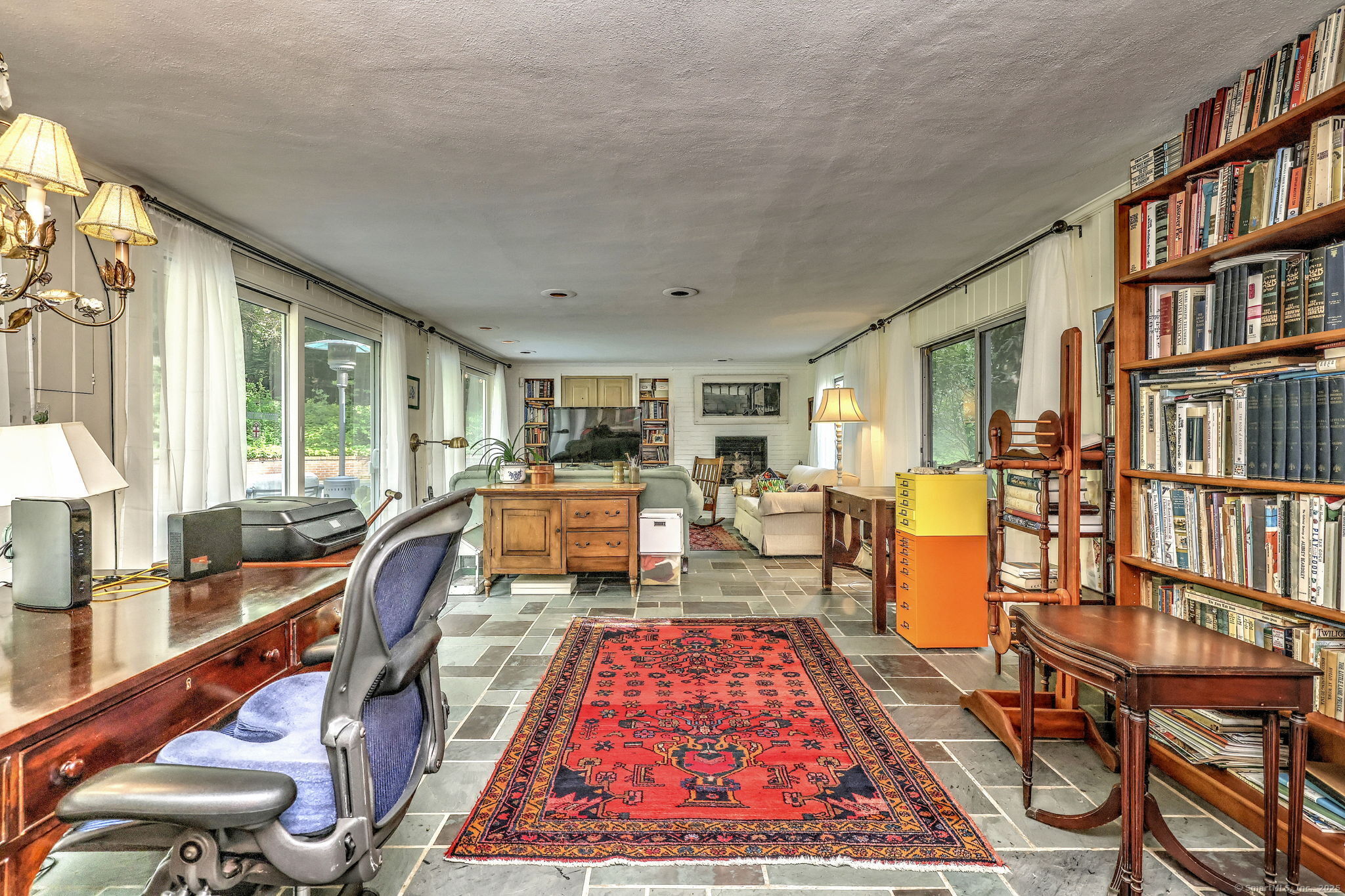 Woodbridge, Connecticut, 06525, United States, 4 Bedrooms Bedrooms, ,4 BathroomsBathrooms,Residential,For Sale,1902823