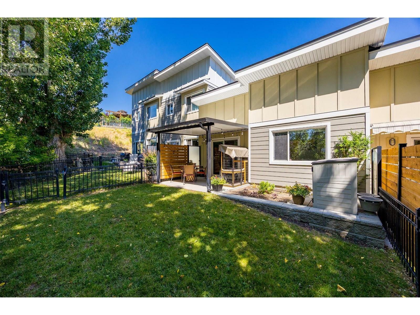 KELOWNA, British Columbia, V1Y 1N1, CA, 2 Bedrooms Bedrooms, ,1 BathroomBathrooms,Residential,For Sale,1859956