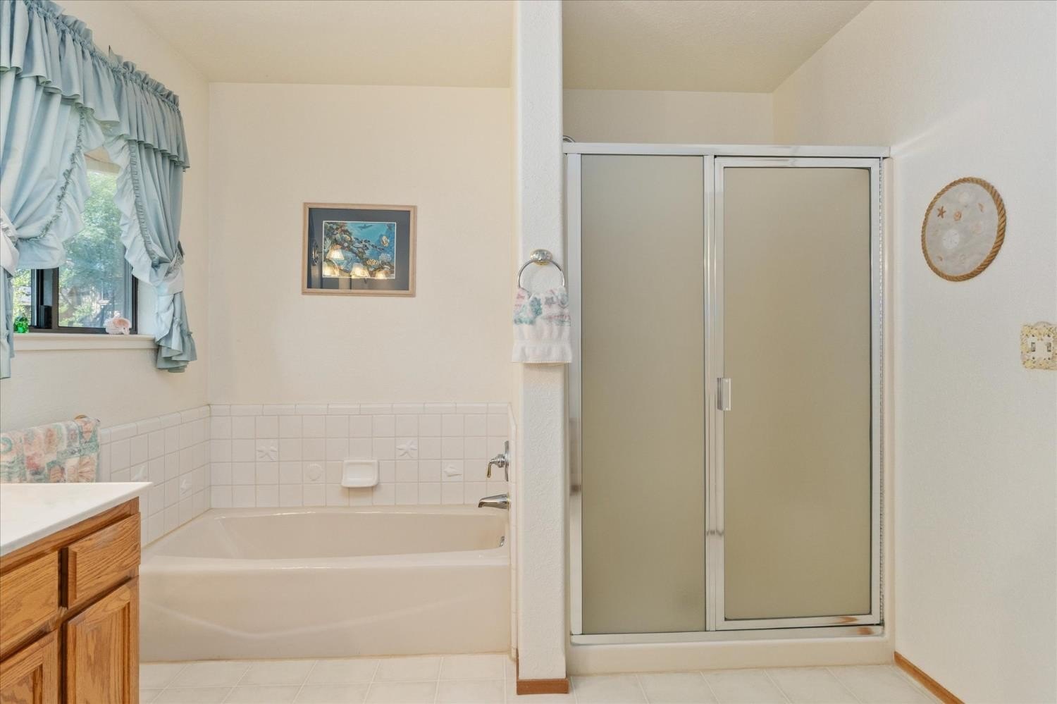 Angels Camp, California, 95222, United States, 3 Bedrooms Bedrooms, ,2 BathroomsBathrooms,Residential,For Sale,1881530