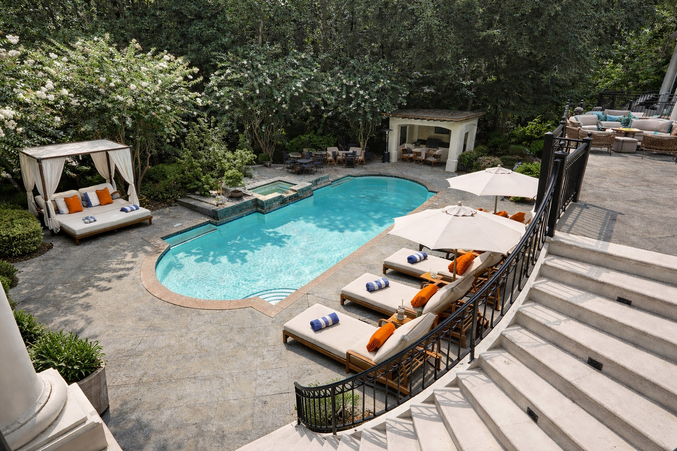  Experience Unrivaled Luxury and Serenity in This One-of-a-Kind Estate - 物件實景