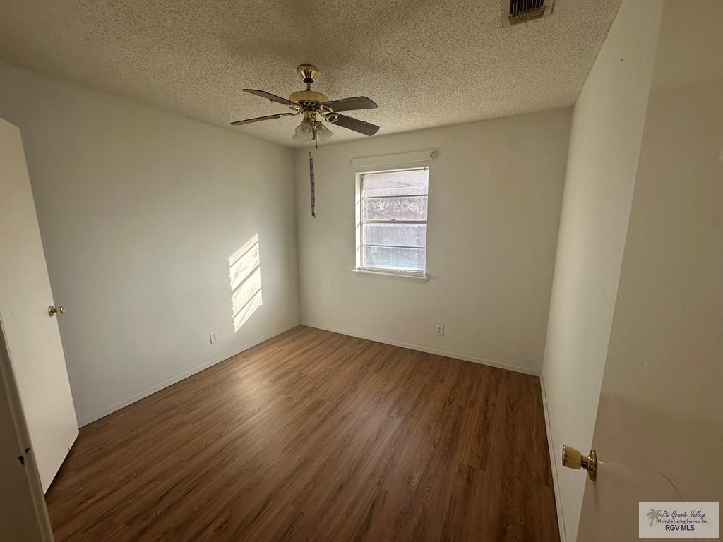 Brownsville, Texas, 78521, United States, 12 Bedrooms Bedrooms, ,4 BathroomsBathrooms,Residential,For Sale,1723212