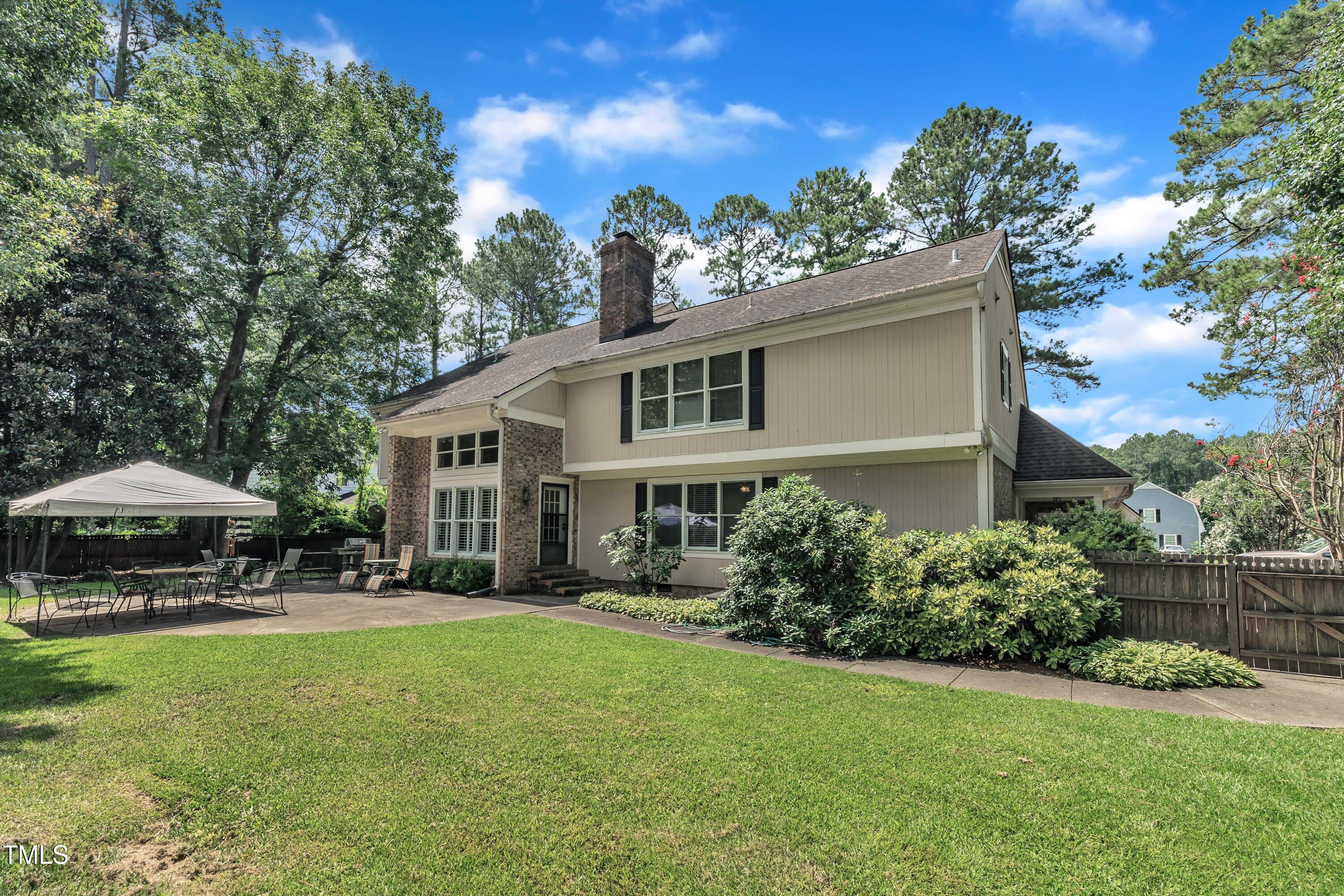 Smithfield, North Carolina, 27577, United States, 5 Bedrooms Bedrooms, ,4 BathroomsBathrooms,Residential,For Sale,1911718