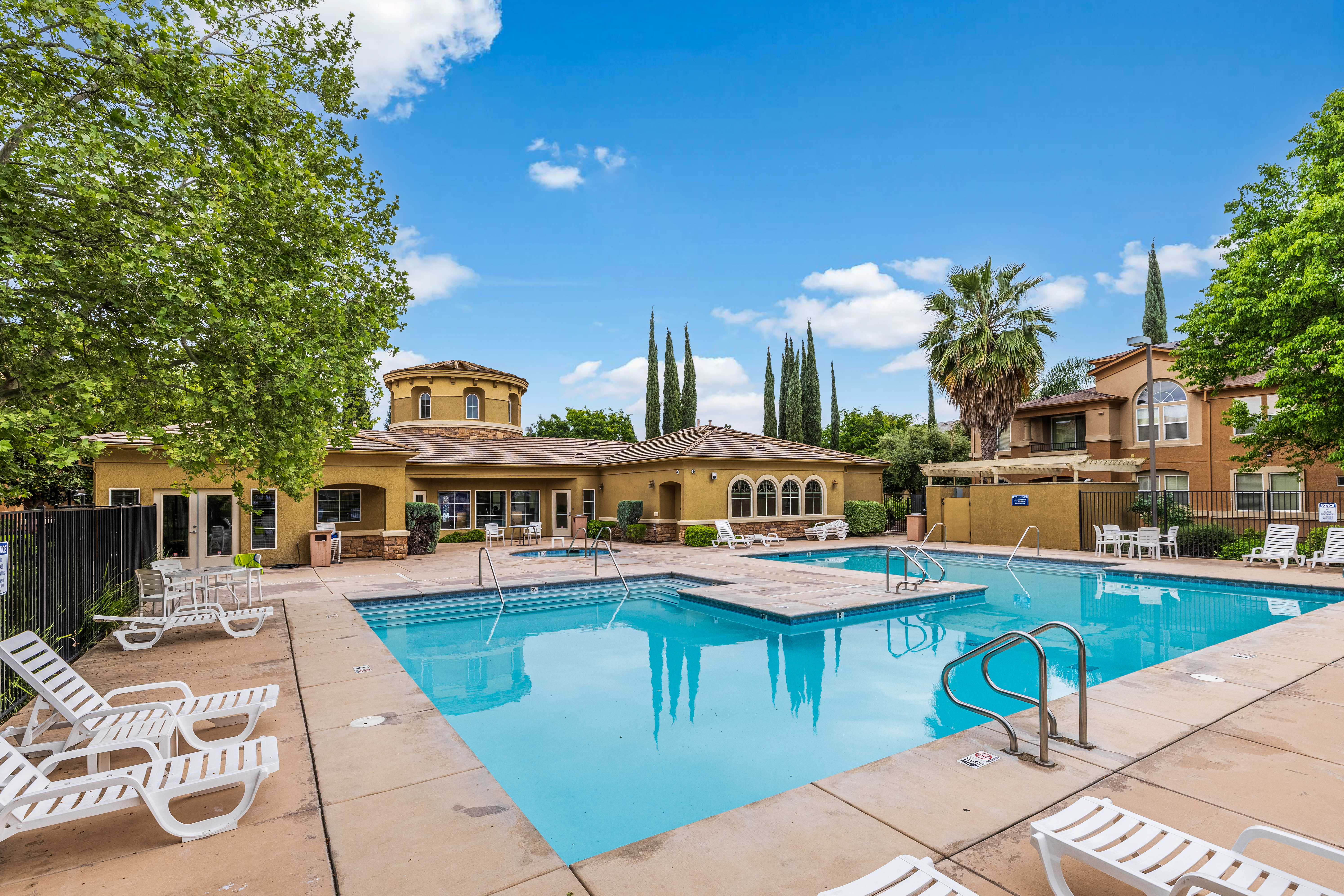  1900 Danbrook Drive, Sacramento, CA 95835 - 物件實景