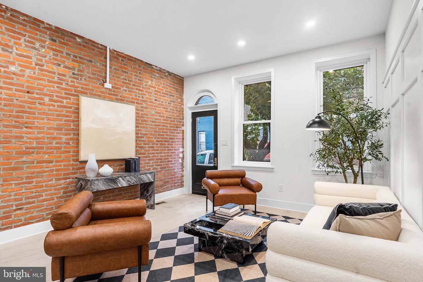 Philadelphia, Pennsylvania, 19125, United States, 3 Bedrooms Bedrooms, ,3 BathroomsBathrooms,Residential,For Sale,1954864
