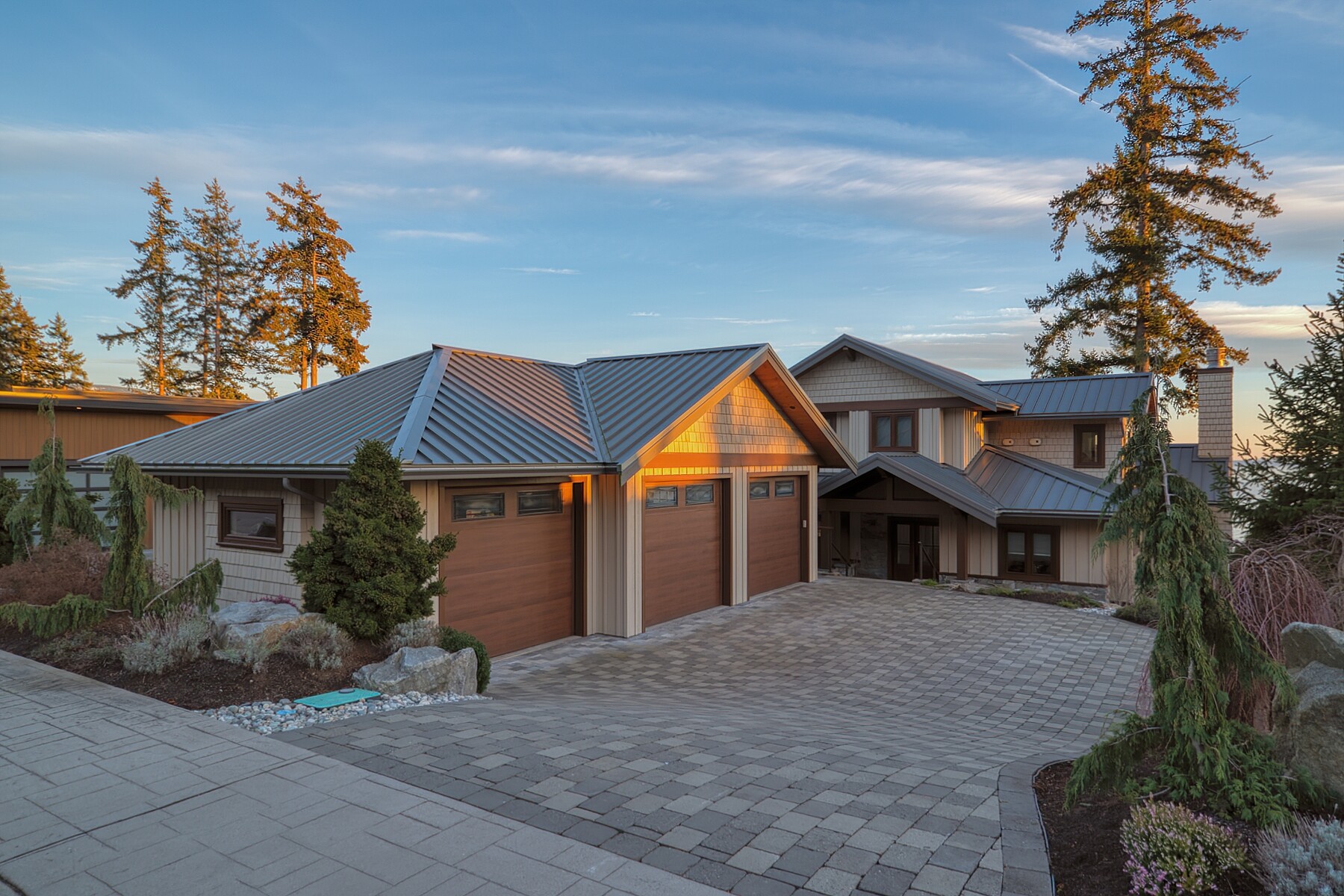  Low-bank Waterfront Residence - 物件實景
