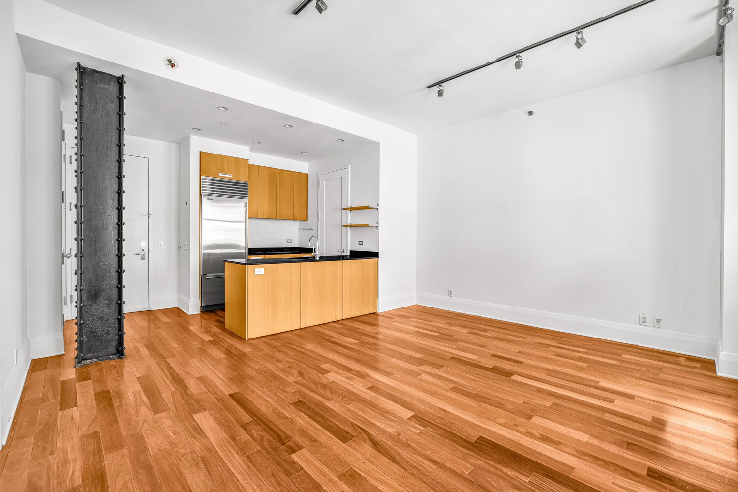 New York City, New York, 10038, United States, 1 Bedroom Bedrooms, ,1 BathroomBathrooms,Residential,For Sale,1989225