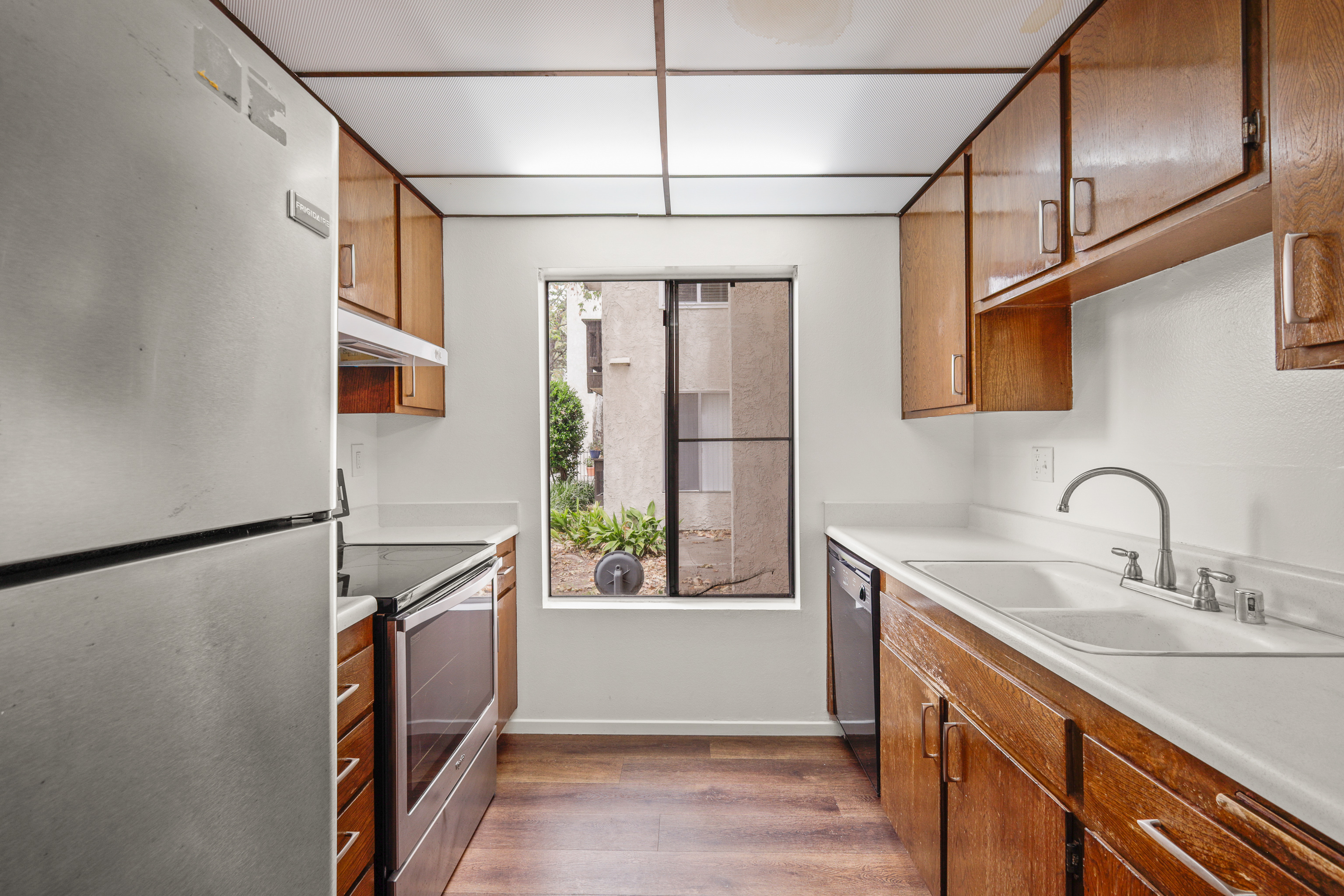  7105 Summertime Ln - 物件實景