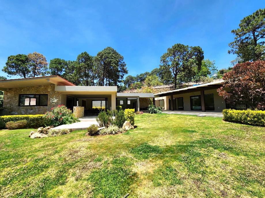 Valle de Bravo, Estado de México, 51200, Mexico, 4 Bedrooms Bedrooms, ,5 BathroomsBathrooms,Residential,For Sale,1917962