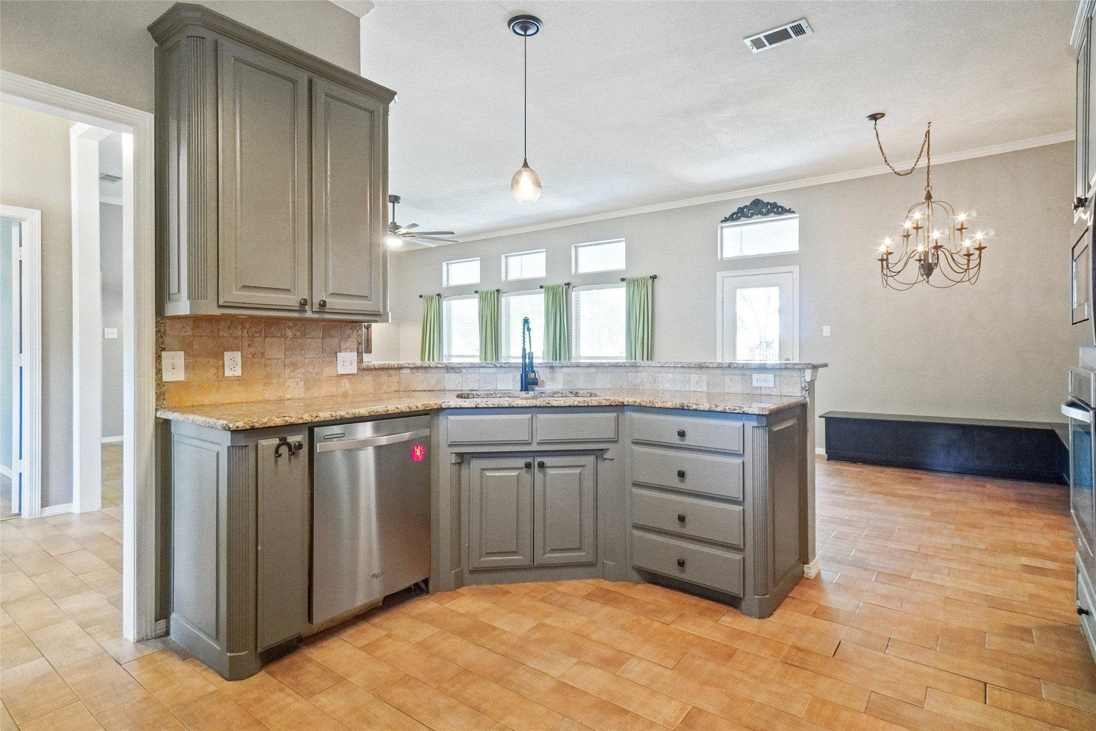 Haslet, Texas, 76052, United States, 3 Bedrooms Bedrooms, ,2 BathroomsBathrooms,Residential,For Sale,1980472