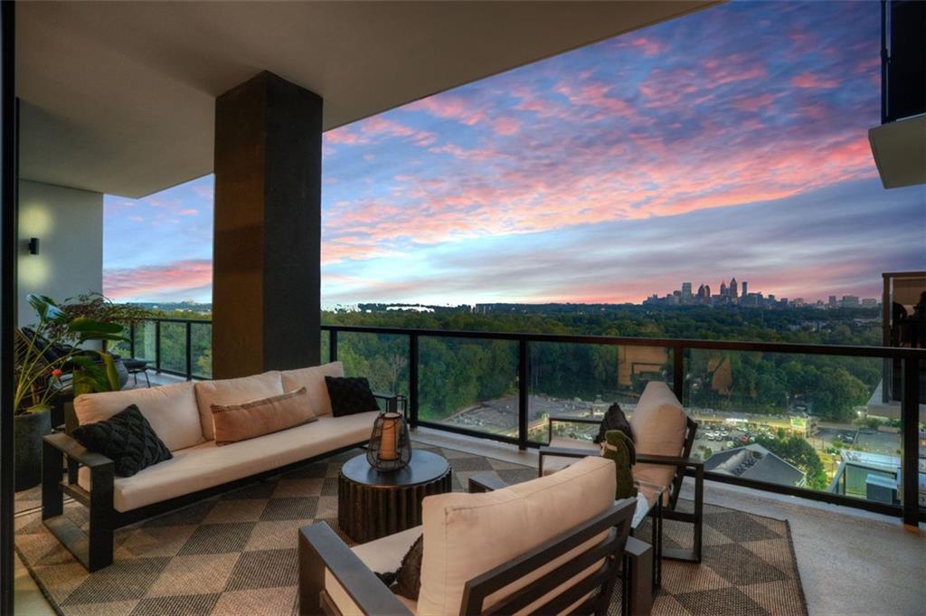 Atlanta, Georgia, 30305, United States, 2 Bedrooms Bedrooms, ,3 BathroomsBathrooms,Residential,For Sale,1979191