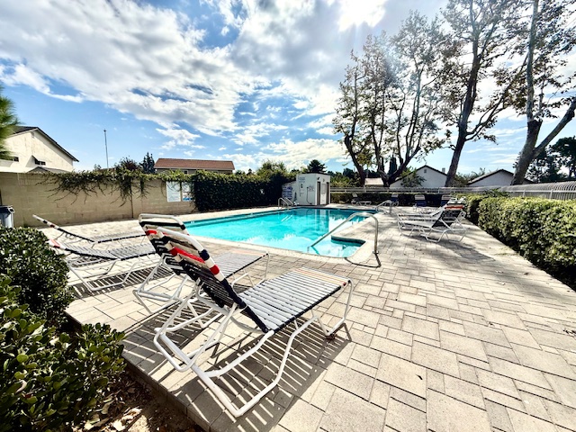 Cerritos, California, 90703, United States, 2 Bedrooms Bedrooms, ,2 BathroomsBathrooms,Residential,For Sale,1992382