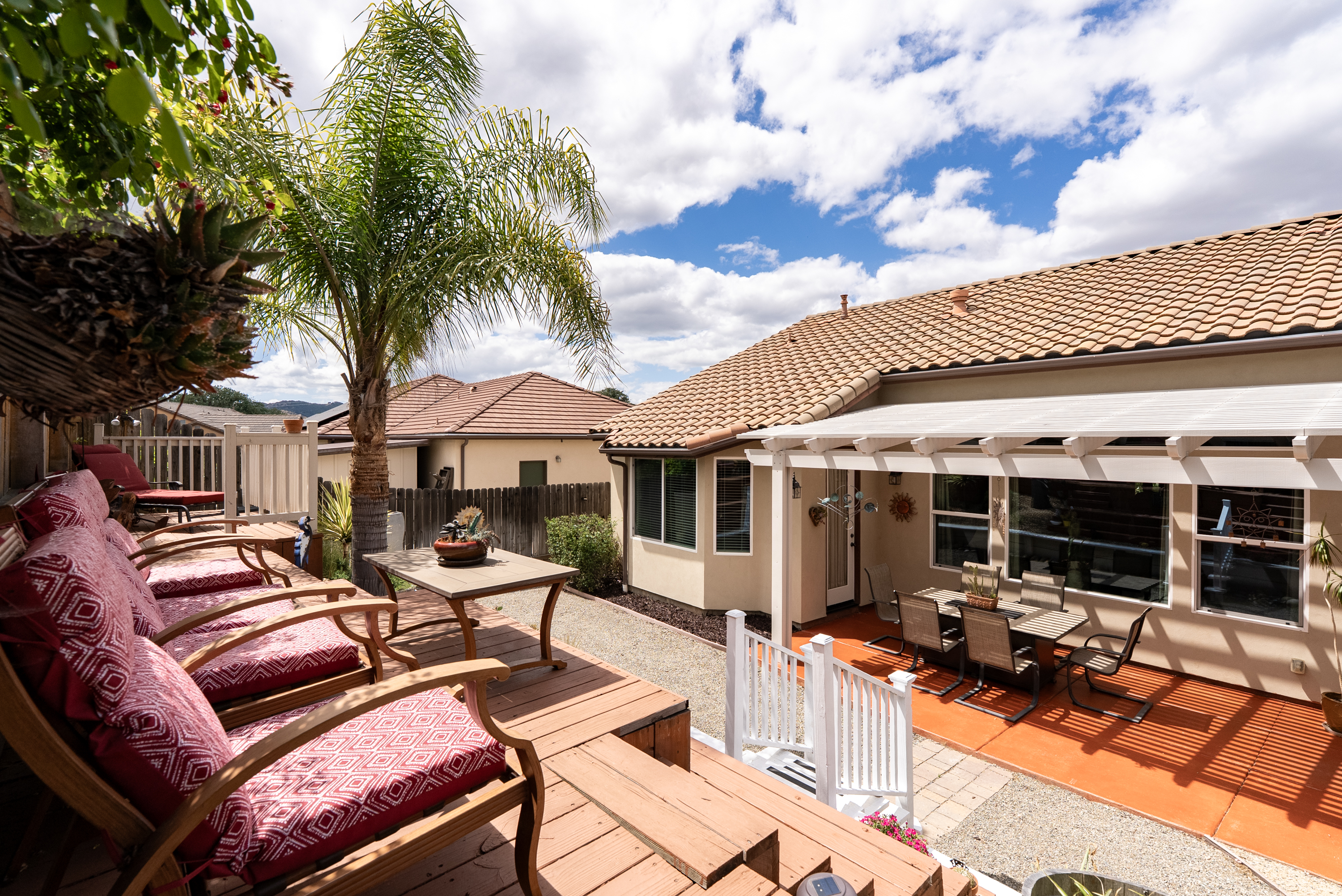  Timeless Living in Vintage at Montebello Oaks - 物件實景