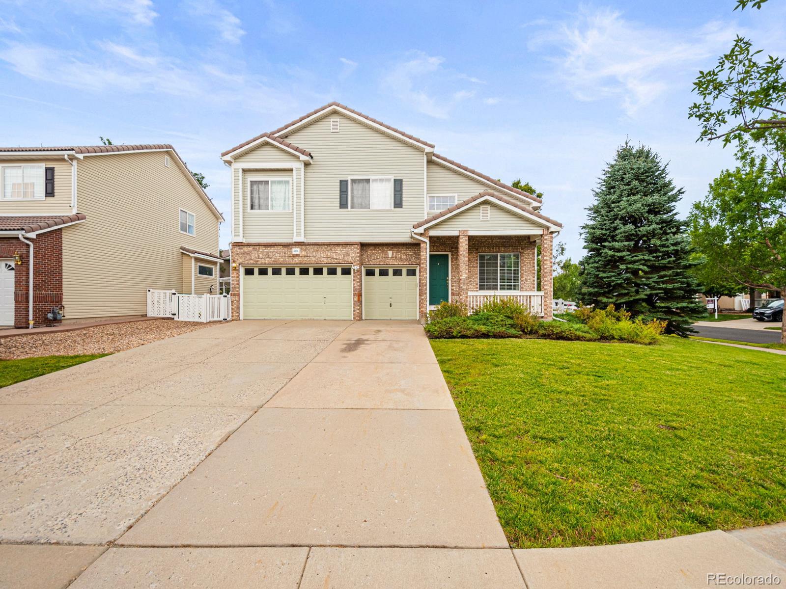 Westminster, Colorado, 80031, United States, 4 Bedrooms Bedrooms, ,3 BathroomsBathrooms,Residential,For Sale,1975874