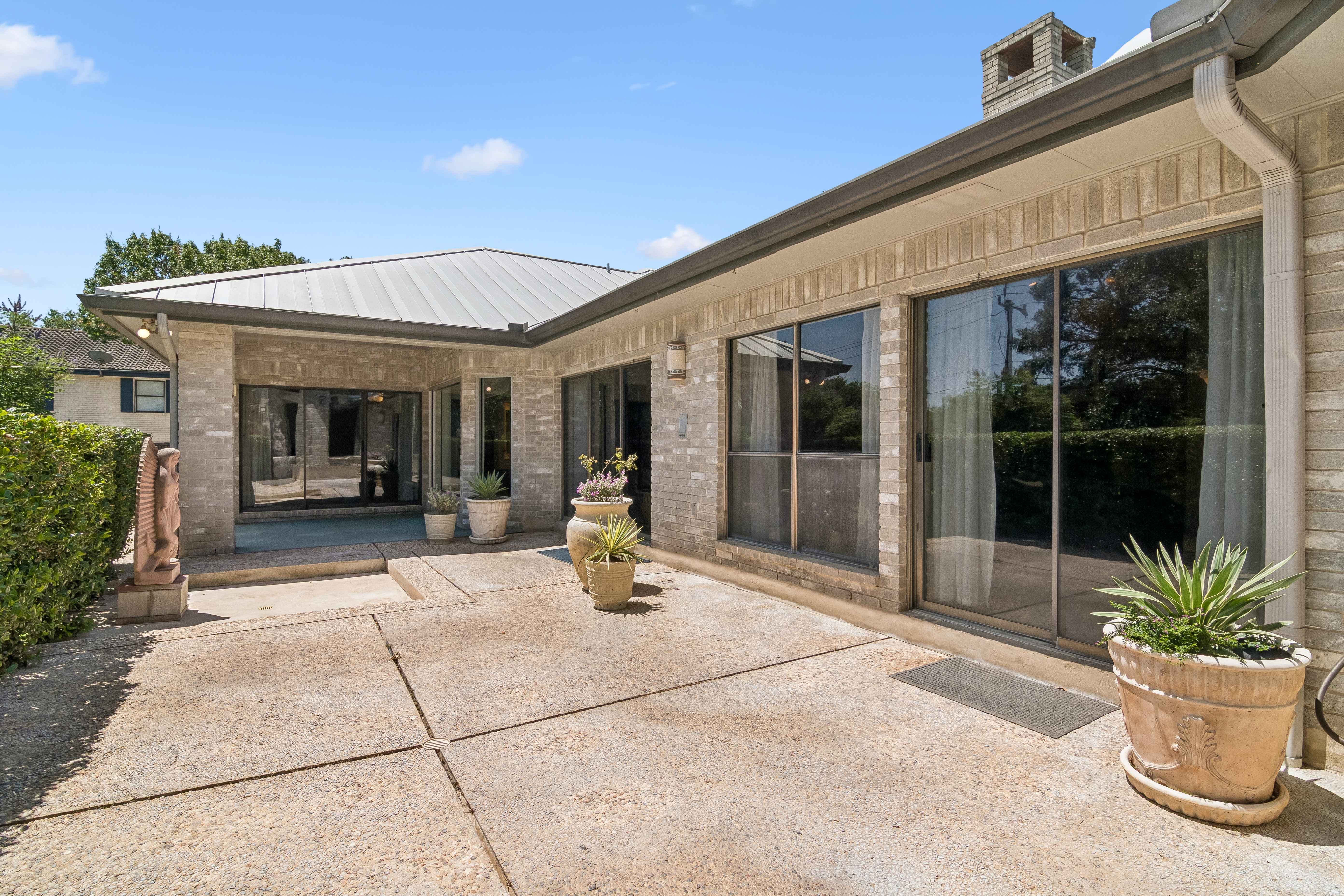 Custom Garden Home in Desirable Windcrest - 物件實景