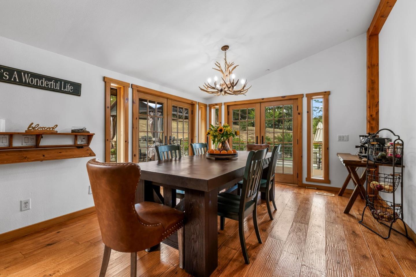 Salinas, California, 93907, United States, 3 Bedrooms Bedrooms, ,4 BathroomsBathrooms,Residential,For Sale,1899986