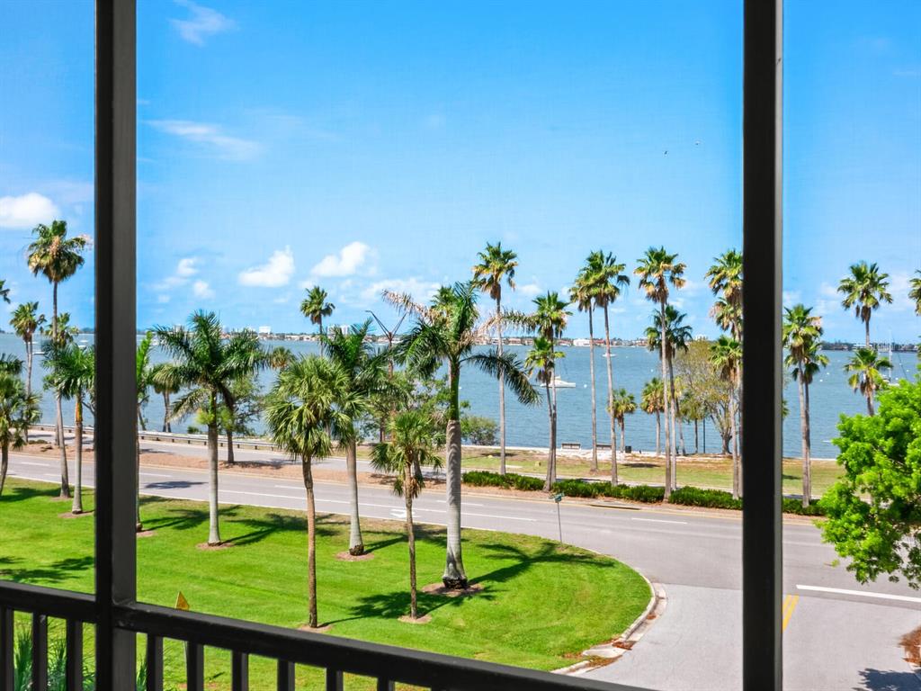 Sarasota, Florida, 34236, United States, 2 Bedrooms Bedrooms, ,2 BathroomsBathrooms,Residential,For Sale,1839874