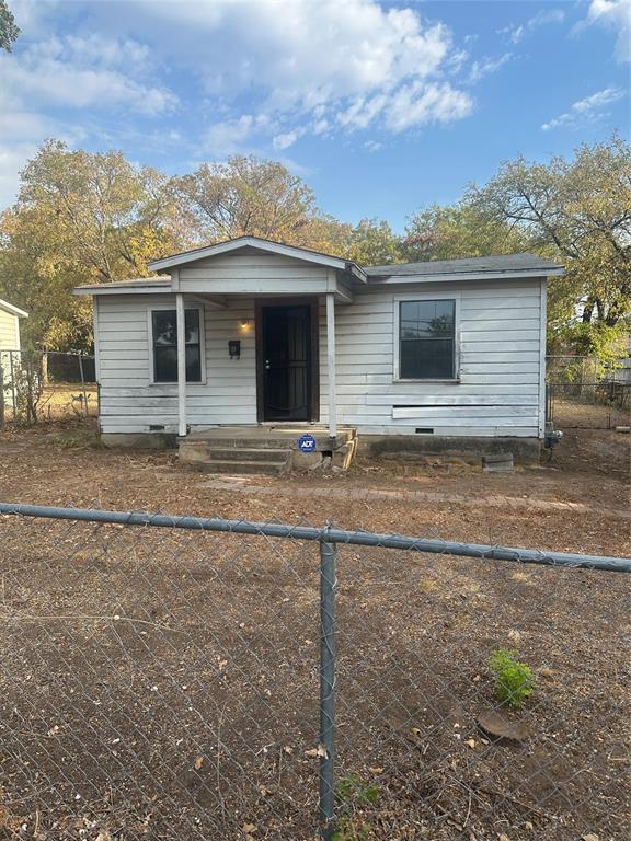 Cottey St, Fort Worth, TX 76105 #1