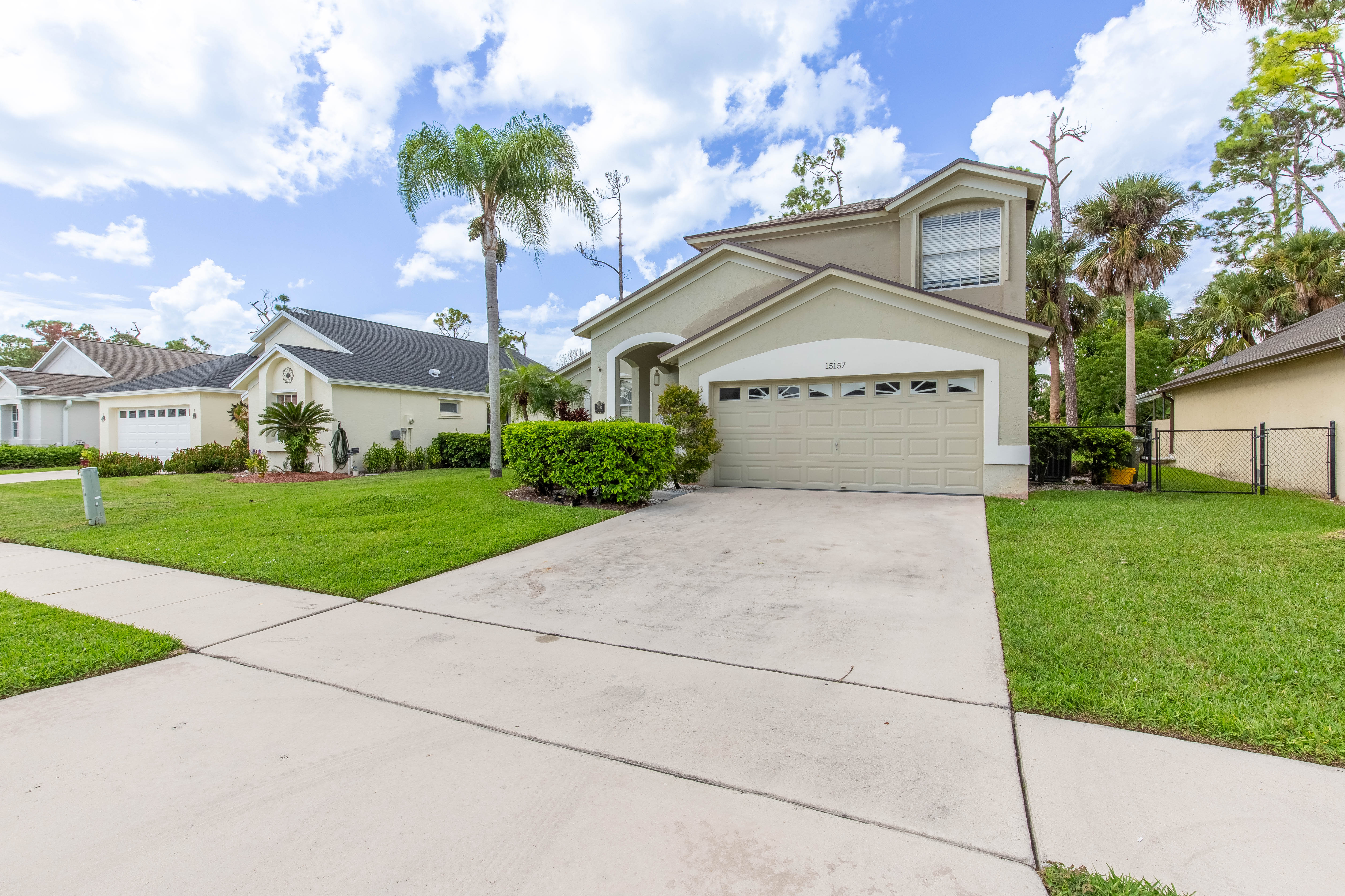 WELLINGTON, Florida, 33414, United States, 3 Bedrooms Bedrooms, ,3 BathroomsBathrooms,Residential,For Sale,1980878