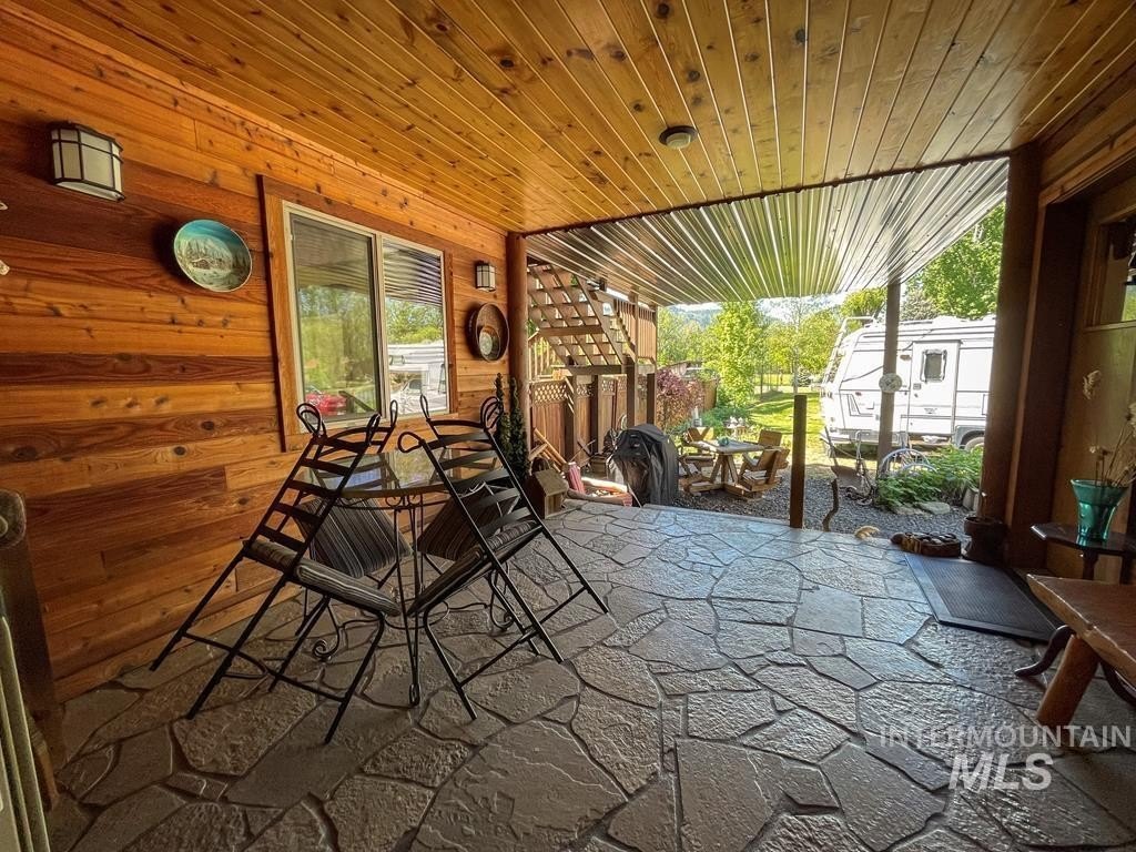 Kamiah, Idaho, 83536, United States, 3 Bedrooms Bedrooms, ,2 BathroomsBathrooms,Residential,For Sale,1765627