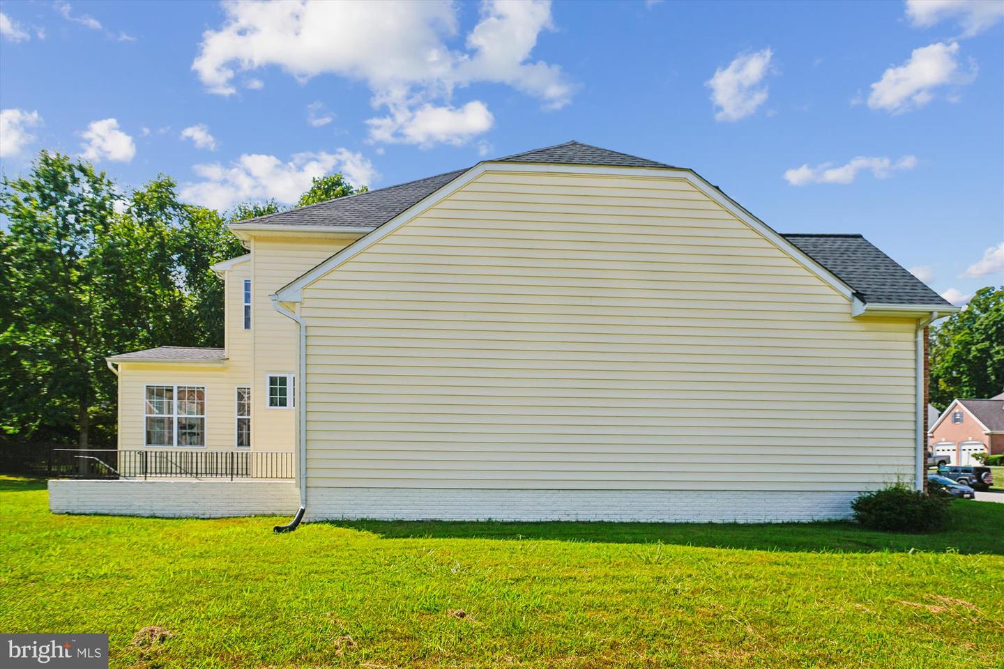 Woodbridge, Virginia, 22193, United States, 4 Bedrooms Bedrooms, ,5 BathroomsBathrooms,Residential,For Sale,1950998