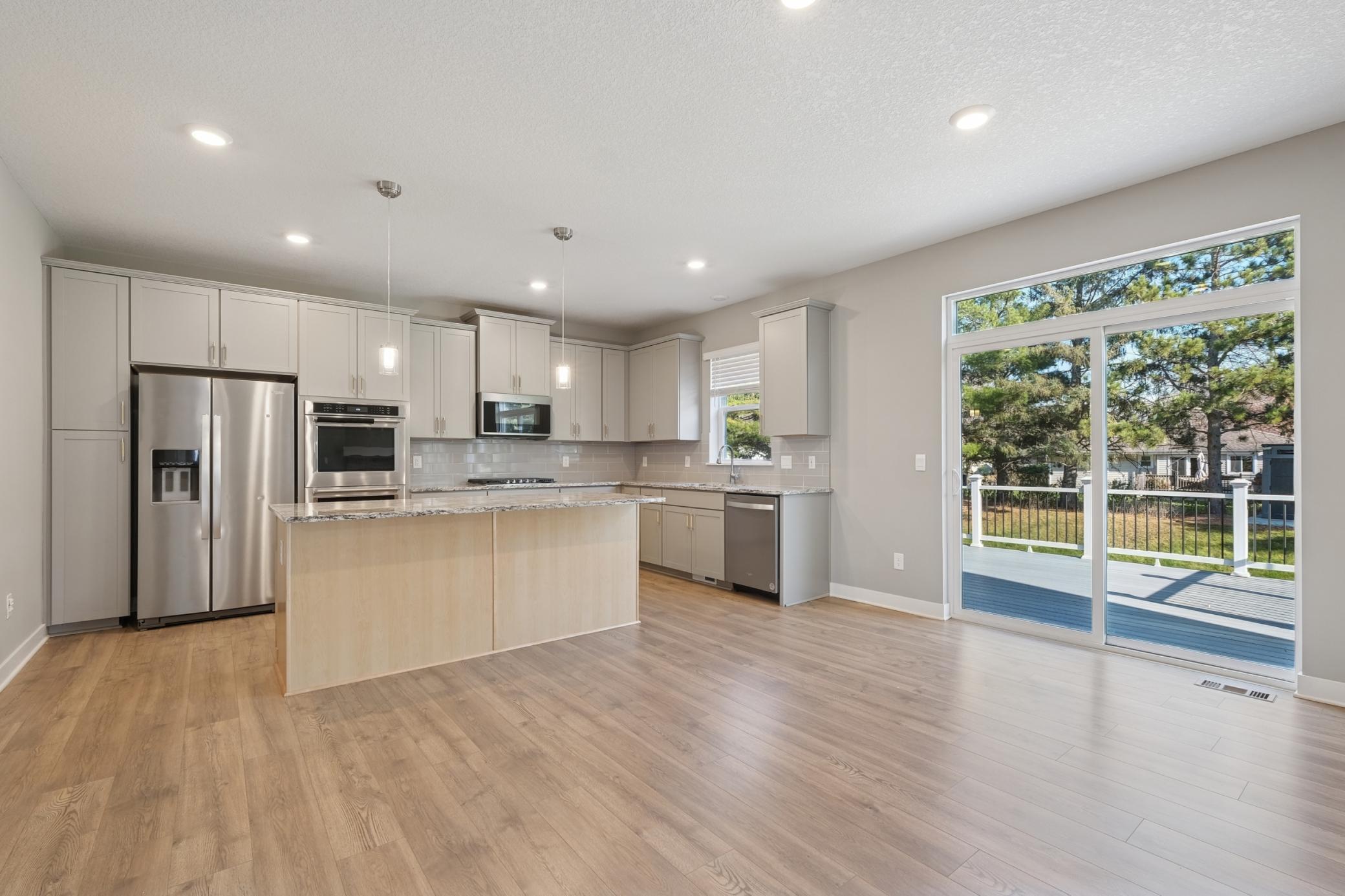 Champlin, Minnesota, 55316, United States, 5 Bedrooms Bedrooms, ,2 BathroomsBathrooms,Residential,For Sale,1991646