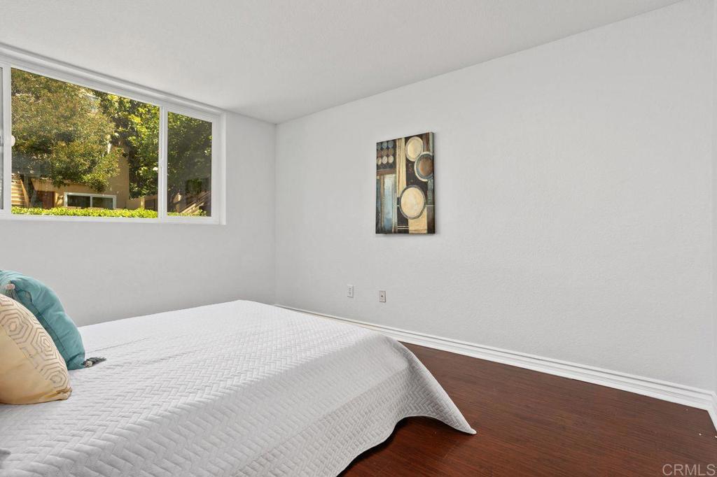 San Diego, California, 92122, United States, 1 Bedroom Bedrooms, ,1 BathroomBathrooms,Residential,For Sale,1987657