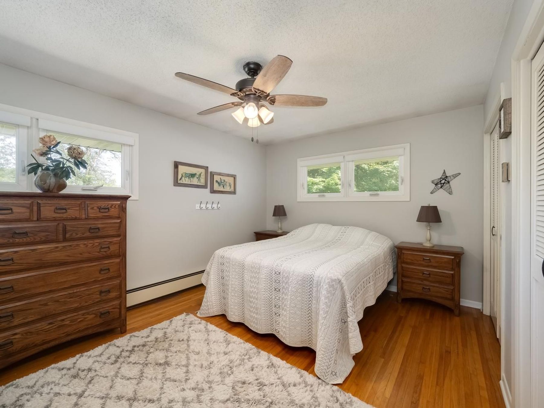  Beautifully Maintained Living with Maple Lake Views - 物件實景