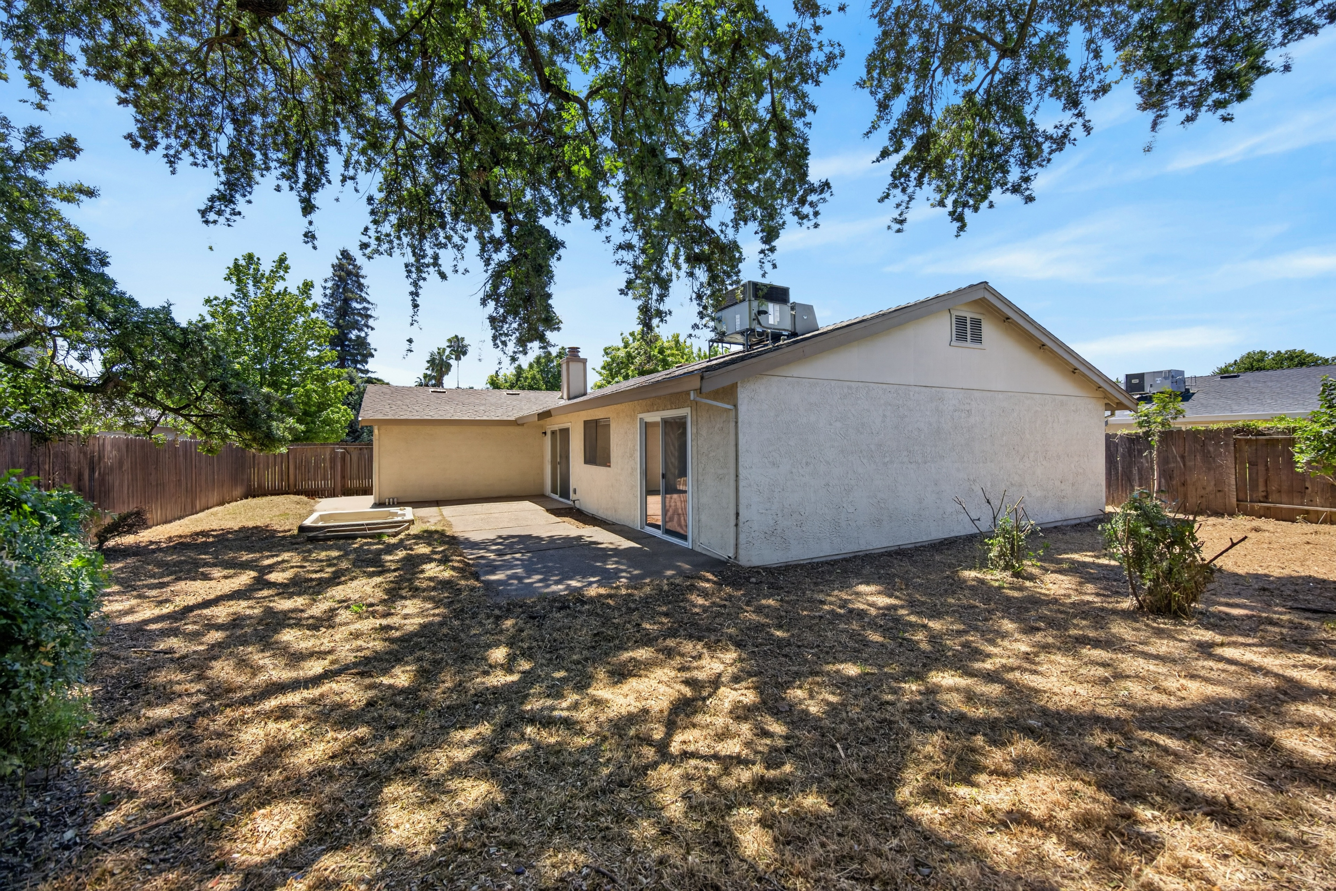  8721 Brigham Way, Sacramento, CA 95826 - 物件實景