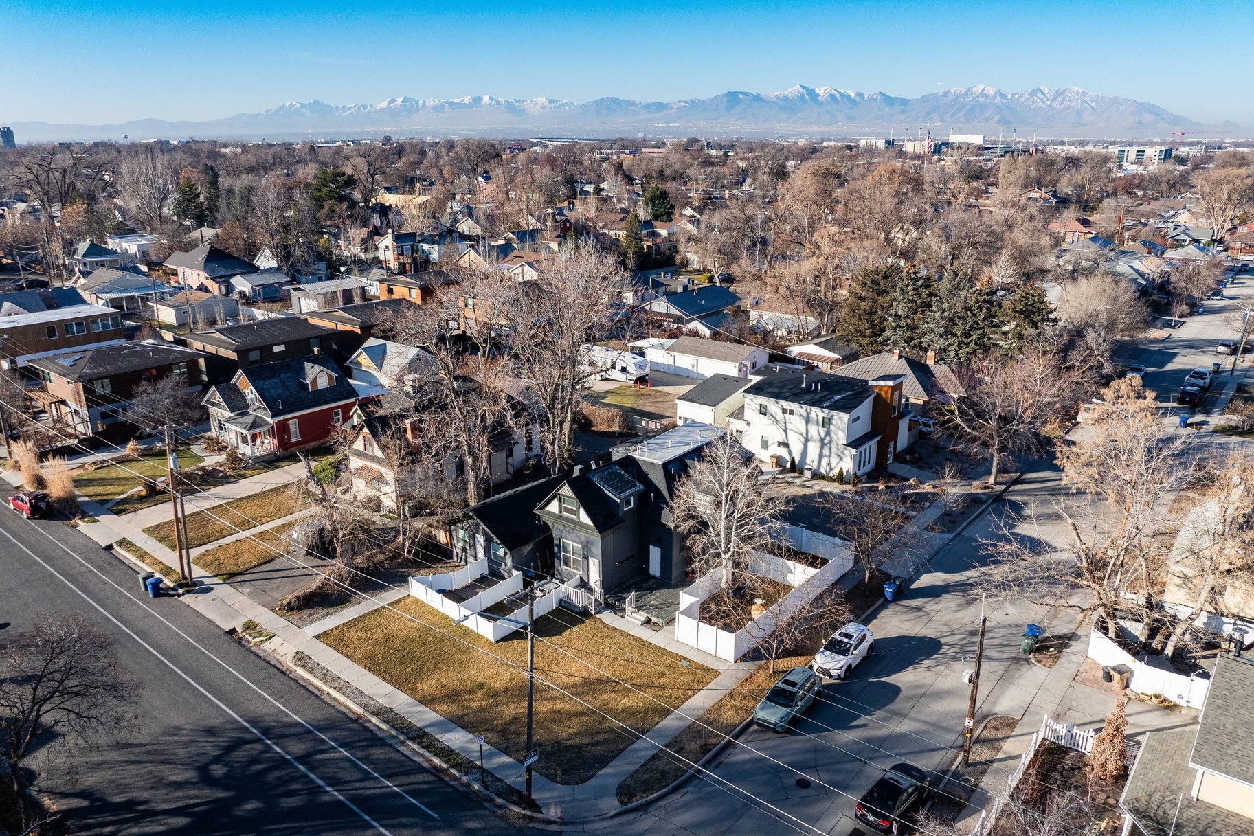  Turn-Key Liberty Park Fourplex  Strong & Consistent Rental Income - 物件實景