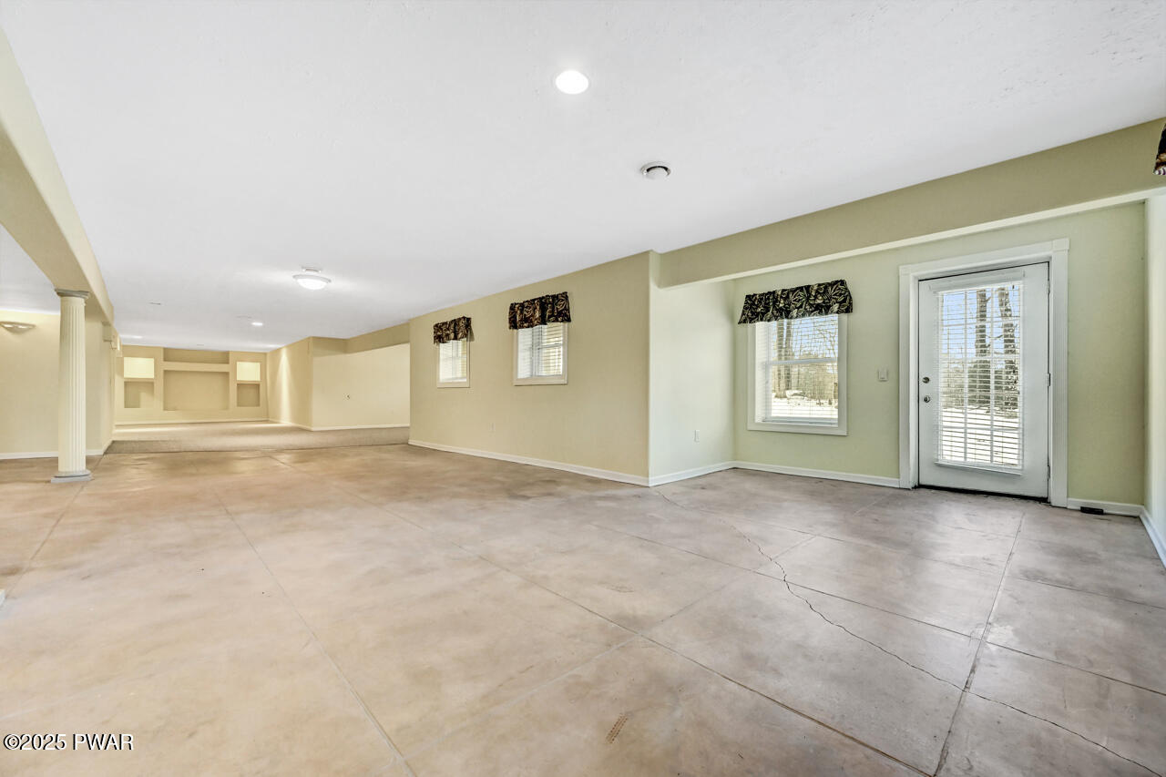 Lords Valley, Pennsylvania, 18428, United States, 3 Bedrooms Bedrooms, ,3 BathroomsBathrooms,Residential,For Sale,2005148