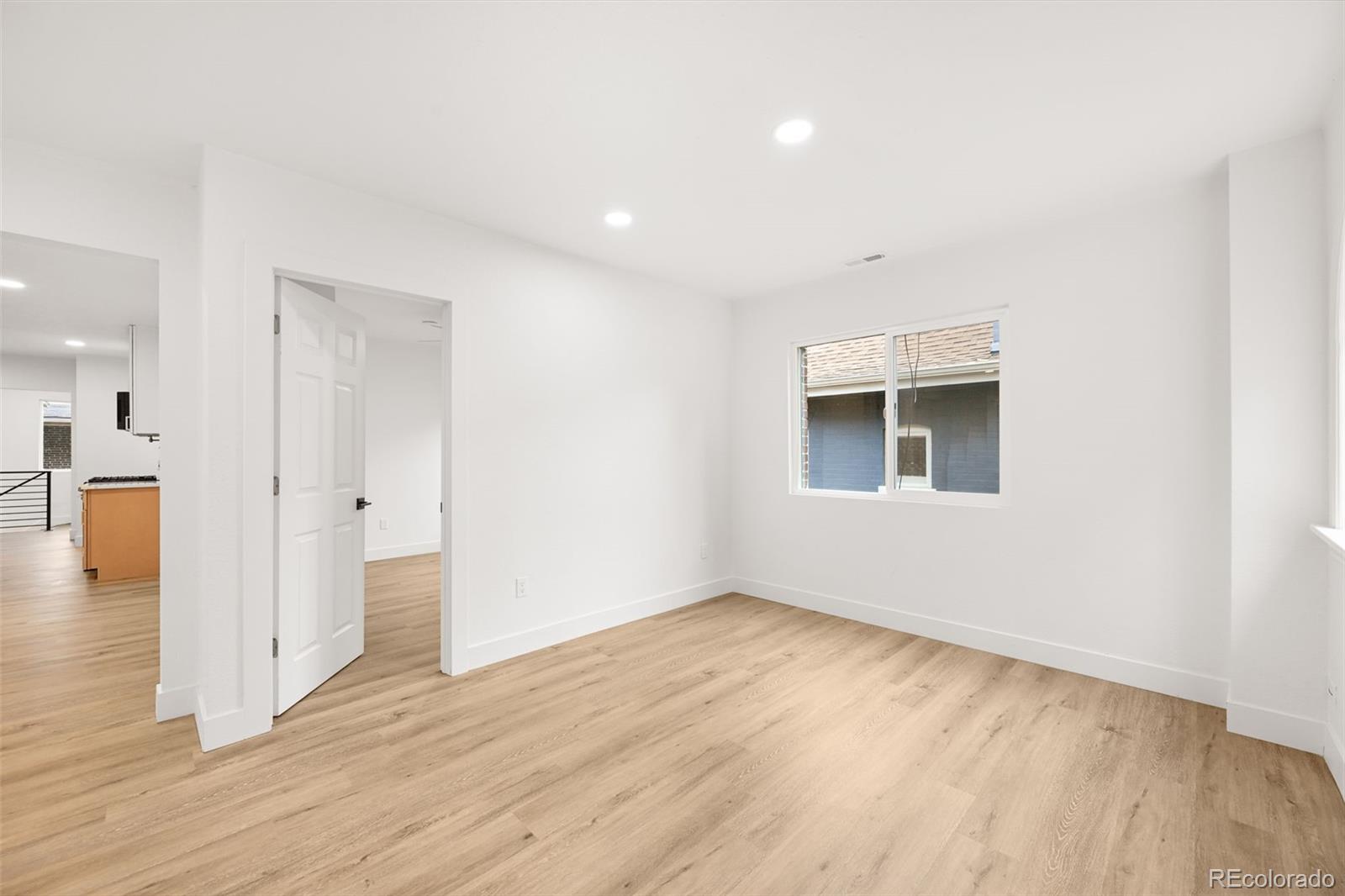 Denver, Colorado, 80212, United States, 4 Bedrooms Bedrooms, ,3 BathroomsBathrooms,Residential,For Sale,1941904
