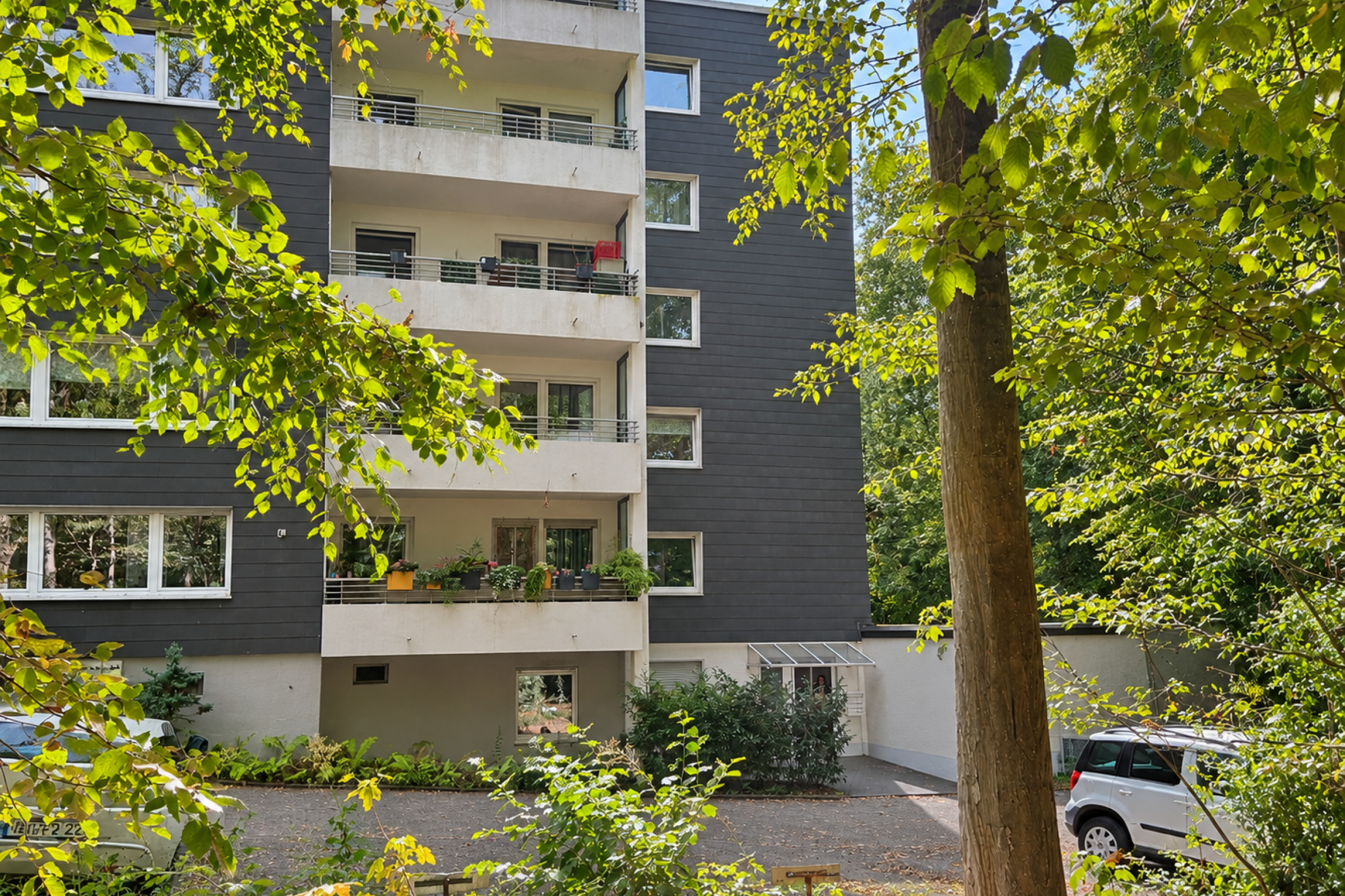  Renovated 1-Bedroom Apartment with Terrace in a Well-Maintained Complex - 物件實景