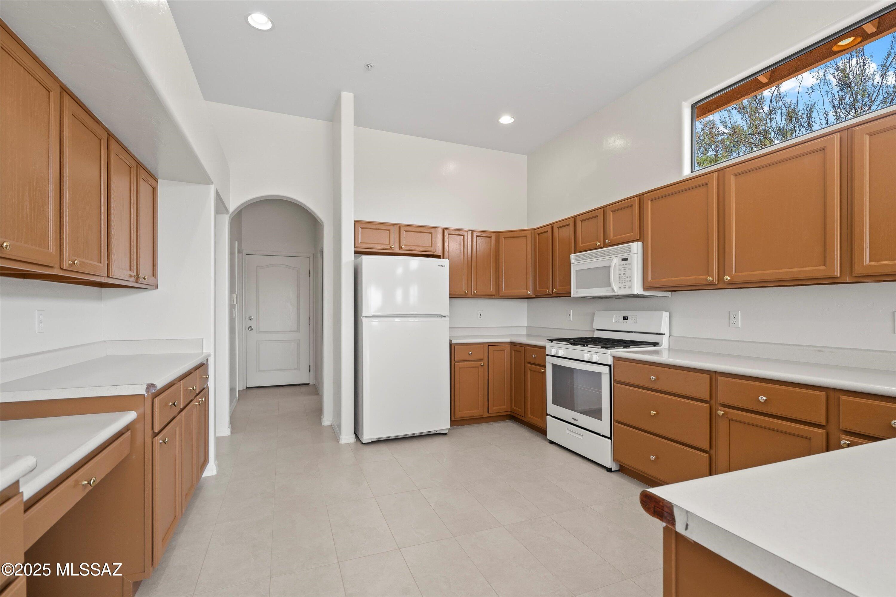 Green Valley, Arizona, 85614, United States, 2 Bedrooms Bedrooms, ,3 BathroomsBathrooms,Residential,For Sale,1971265