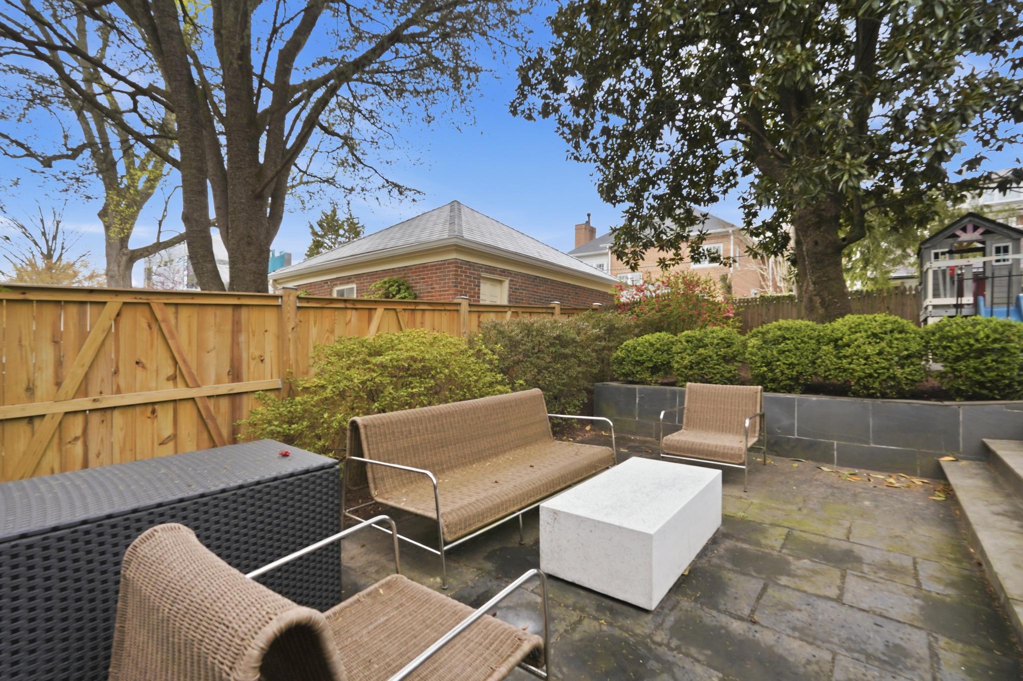  2812 34th Street NW, Washington, DC, 20008 - 物件實景