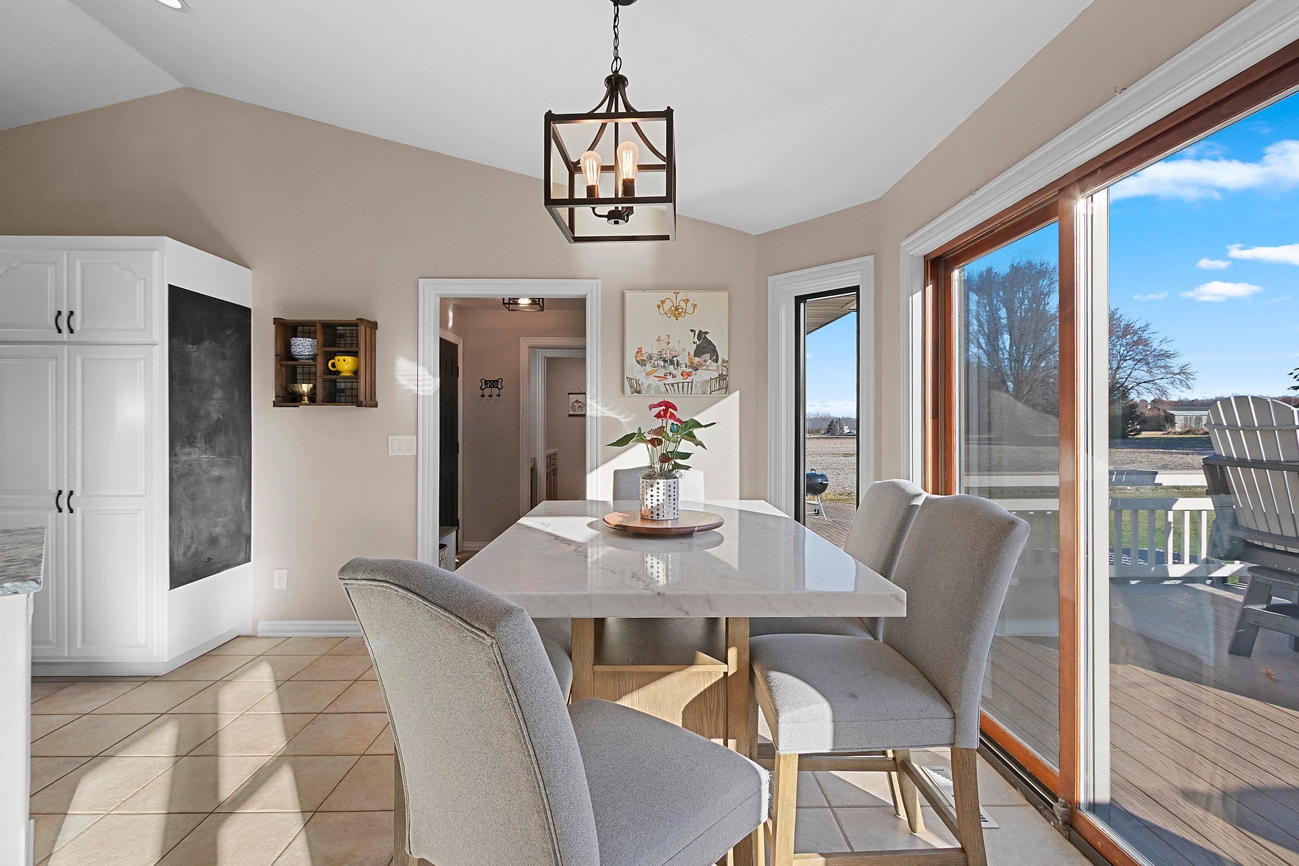 GREEN BAY, Wisconsin, 54311, United States, 4 Bedrooms Bedrooms, ,4 BathroomsBathrooms,Residential,For Sale,1991050